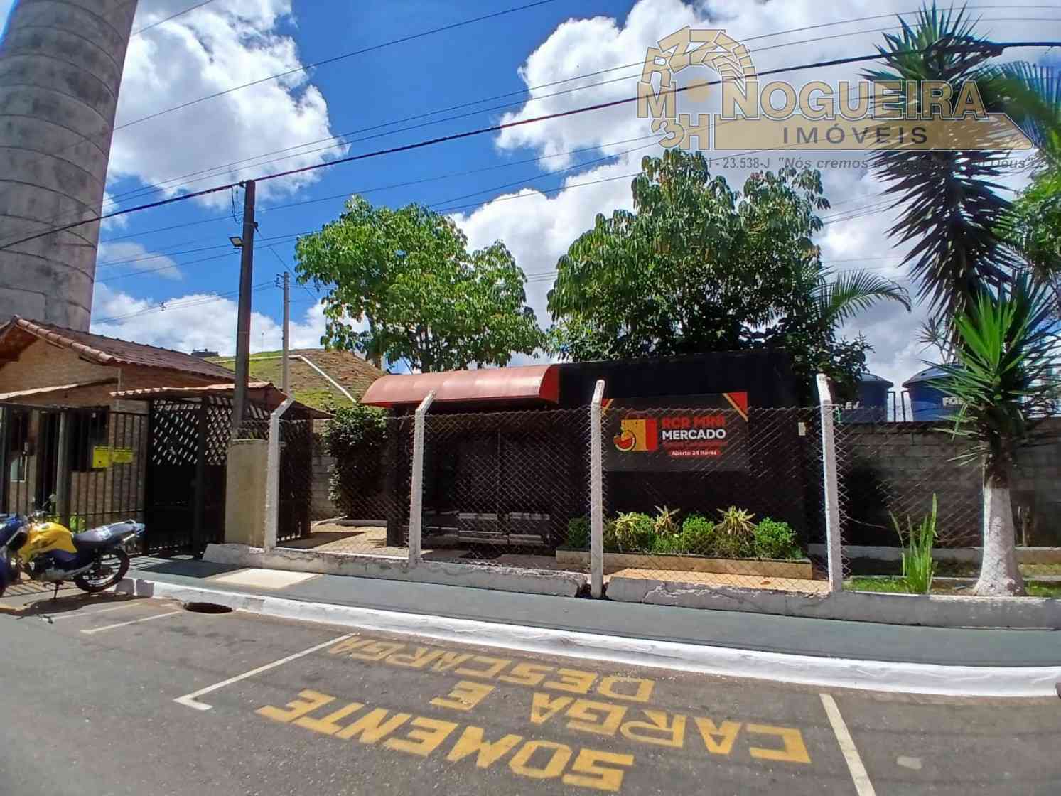 Ótimo Sobrado todo planejado com 2 dormitórios condominio Morada Nova Jardim Otawa