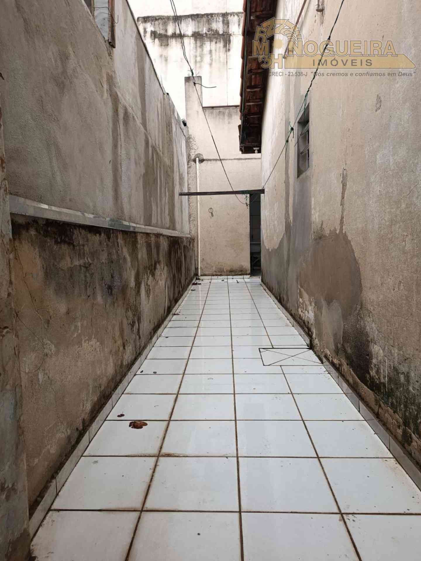 casa térrea antiga terreno com 300 m2