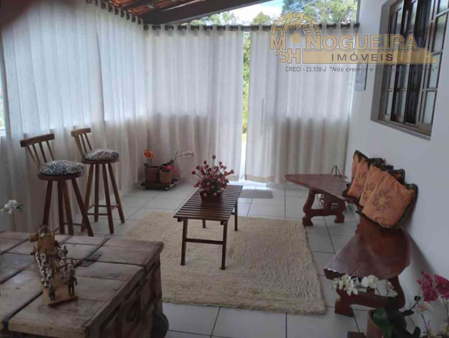 Chacará  2 Dormitórios c/ 1 Suíte - Nazaré Paulista