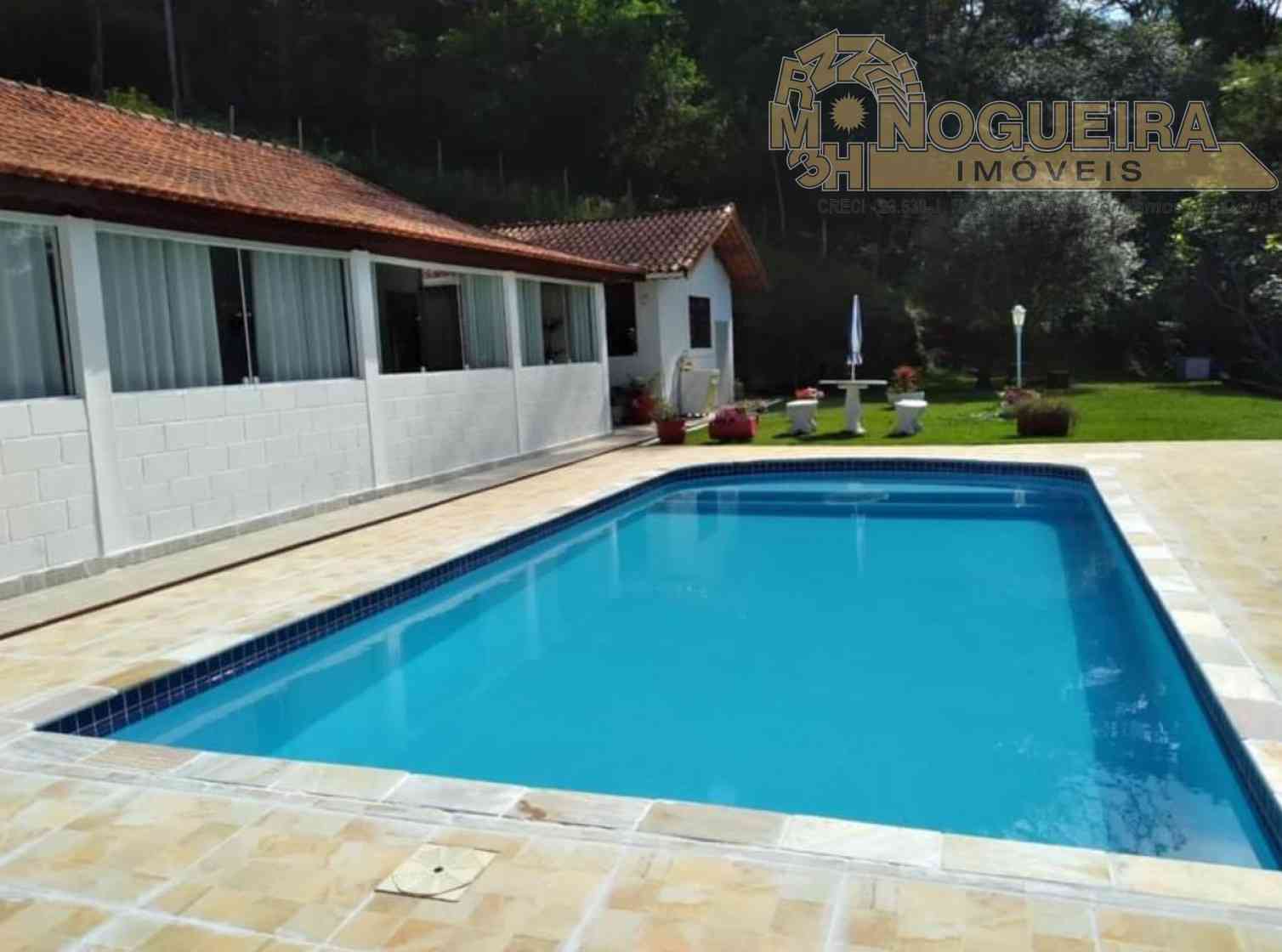 Chacará  2 Dormitórios c/ 1 Suíte - Nazaré Paulista