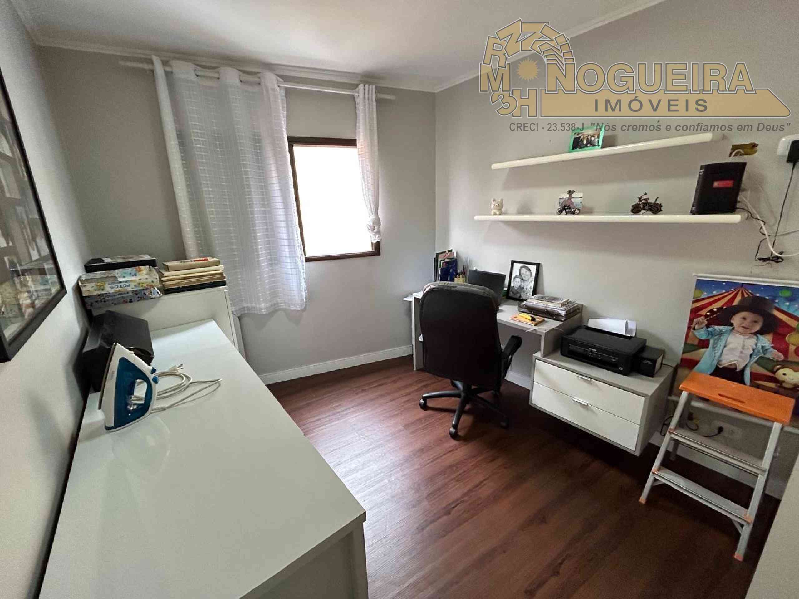 Lindo sobrado com edicula  no Bom Clima