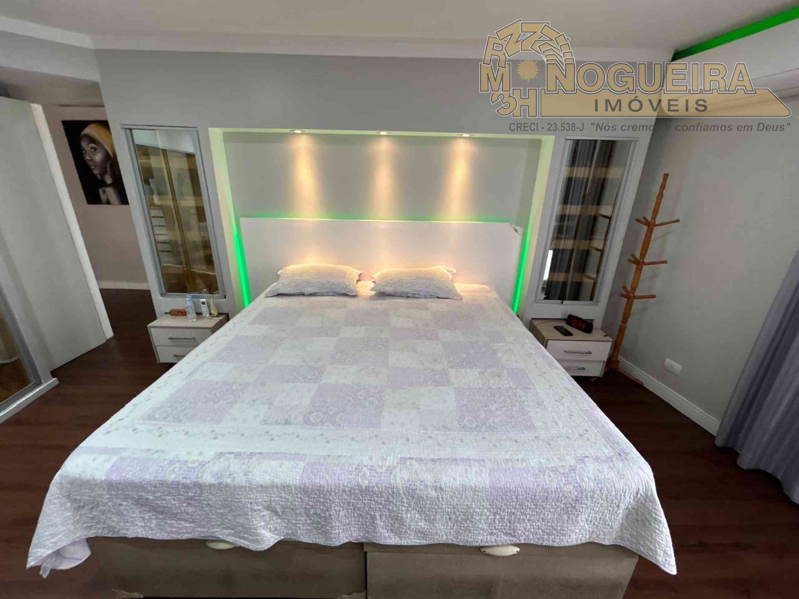 Lindo sobrado com edicula  no Bom Clima