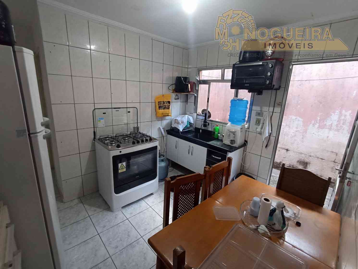 Casa no Bairro dos Pimentas em Guarulhos