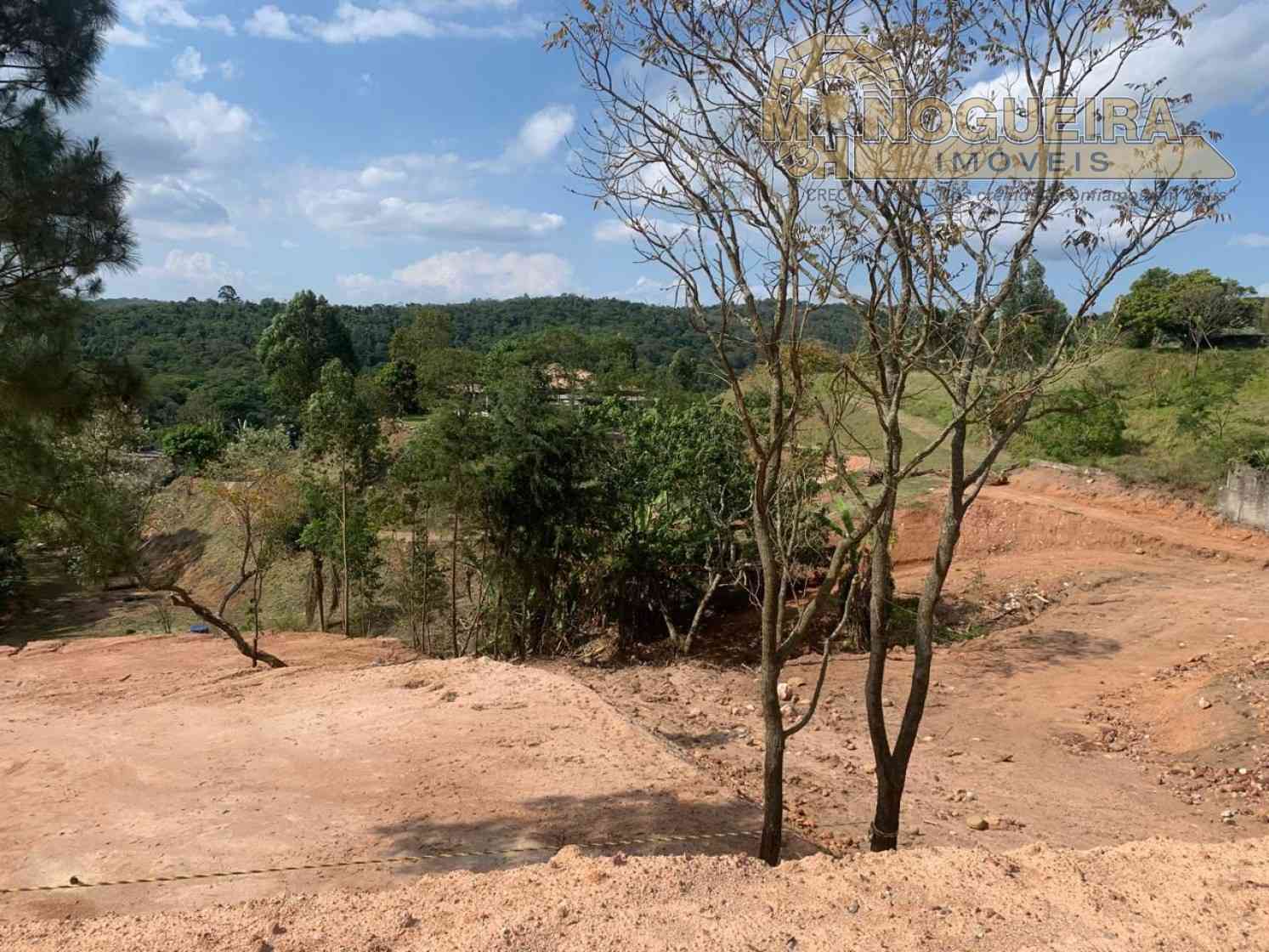 Vendo lote 5.000 m² em condomínio fechado em Atibaia
