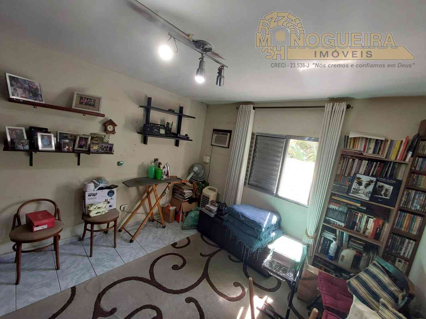 Ótimo Sobrado com 2 suítes - Vila Maranduba