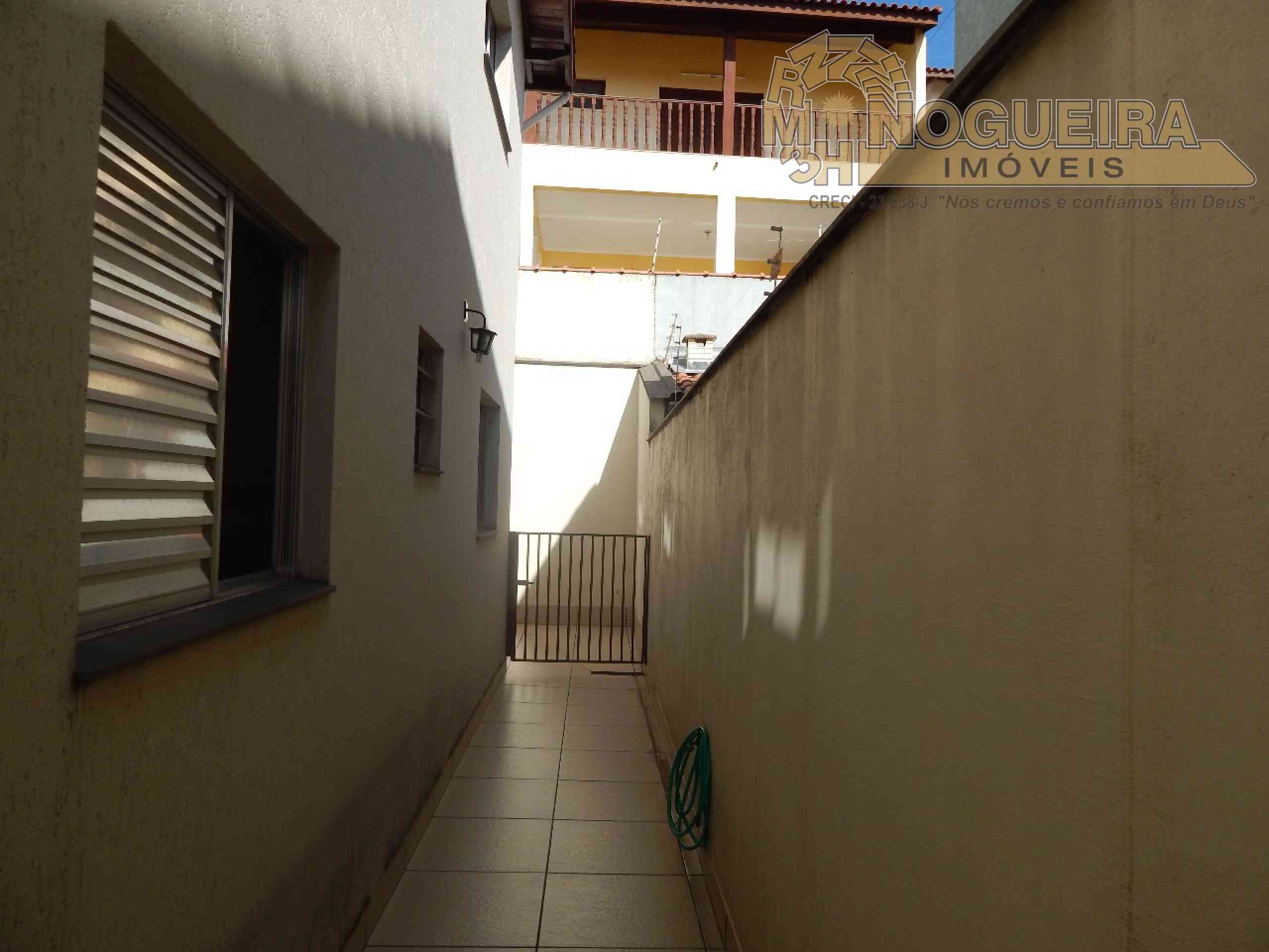 Sobrado no Jd. Santa Clara