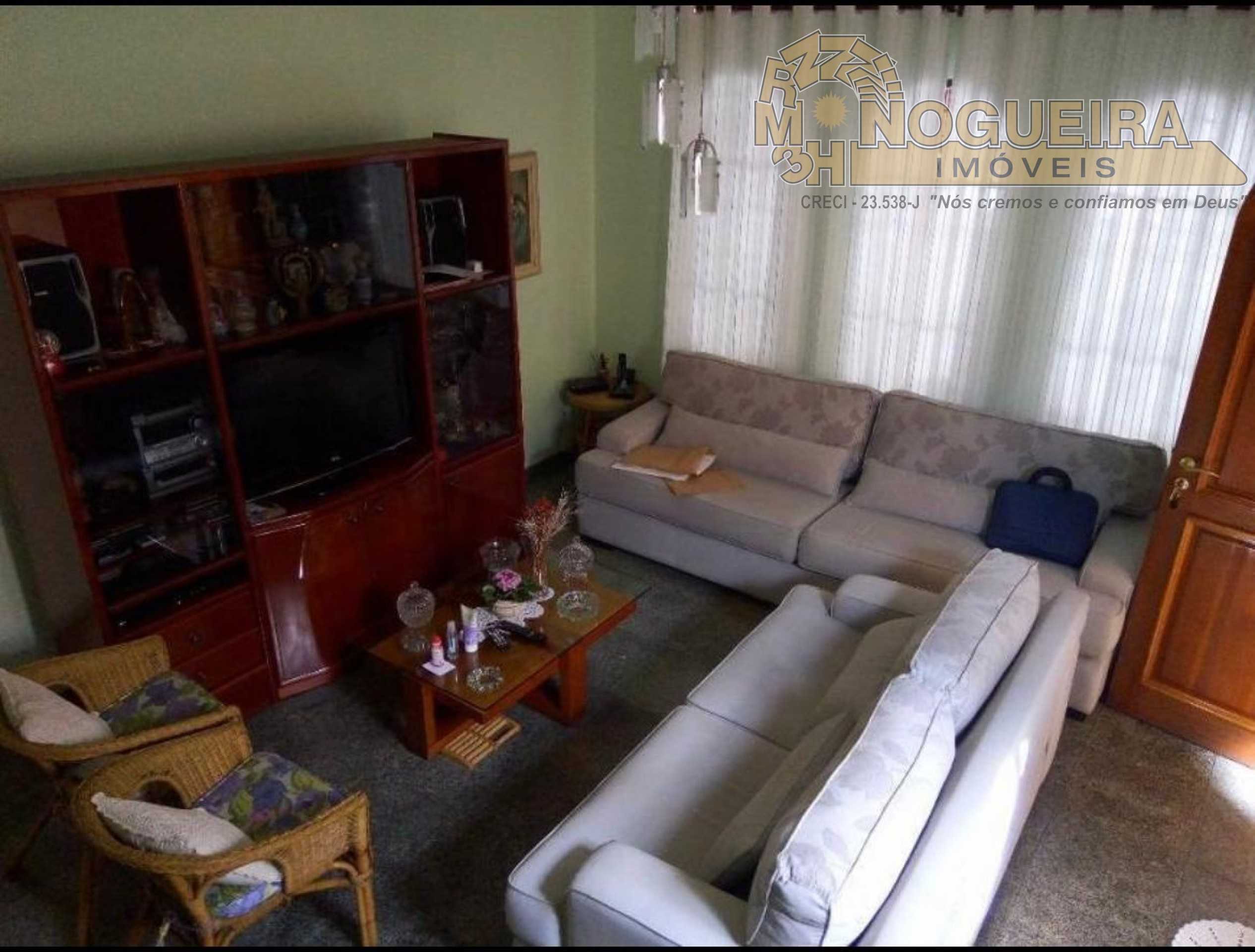 Sobrado  a travessa da timóteo penteado