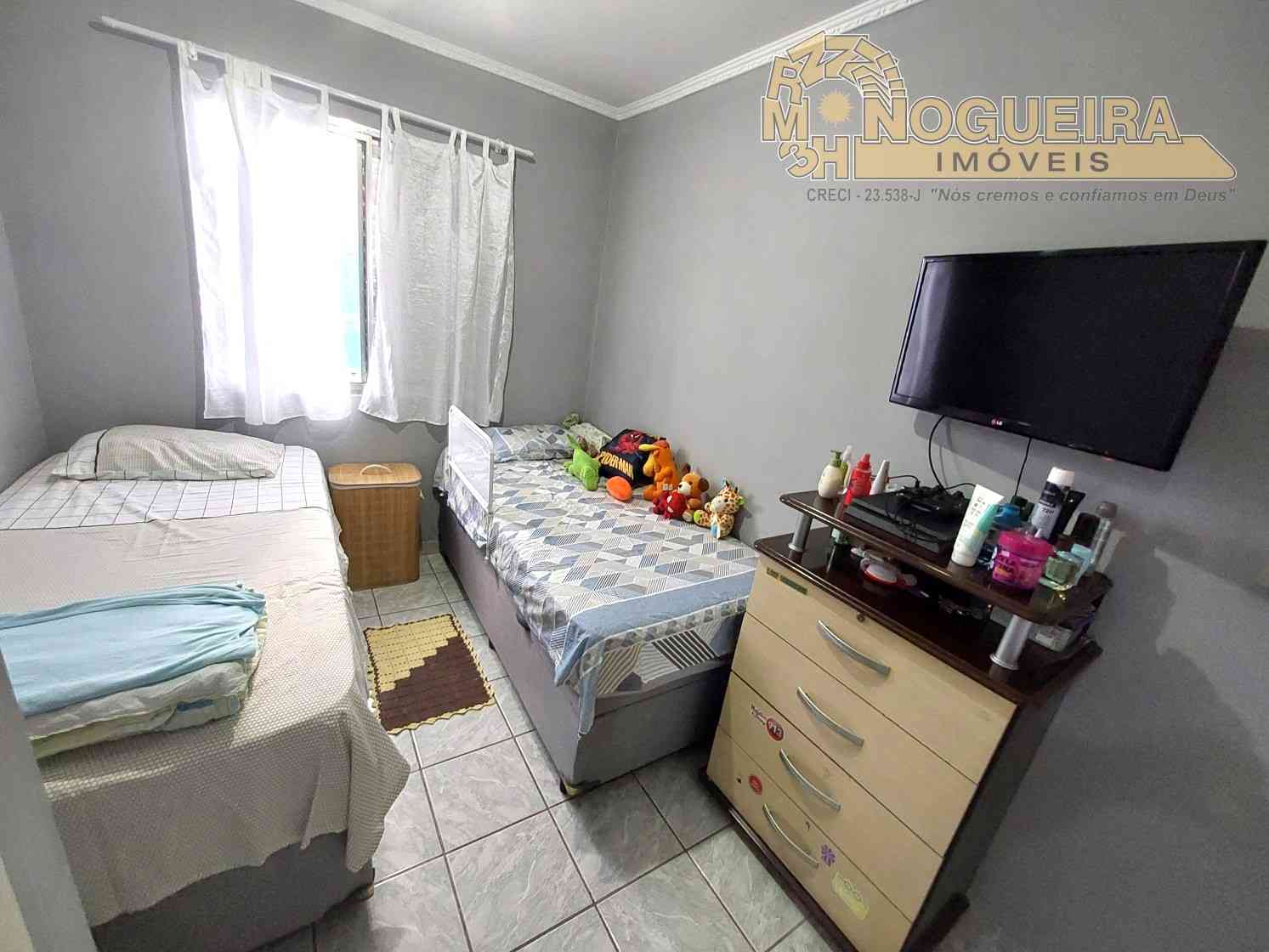 Ótimo Sobrado com 2 quartos Bairro Macedo - Jardim Gabriela