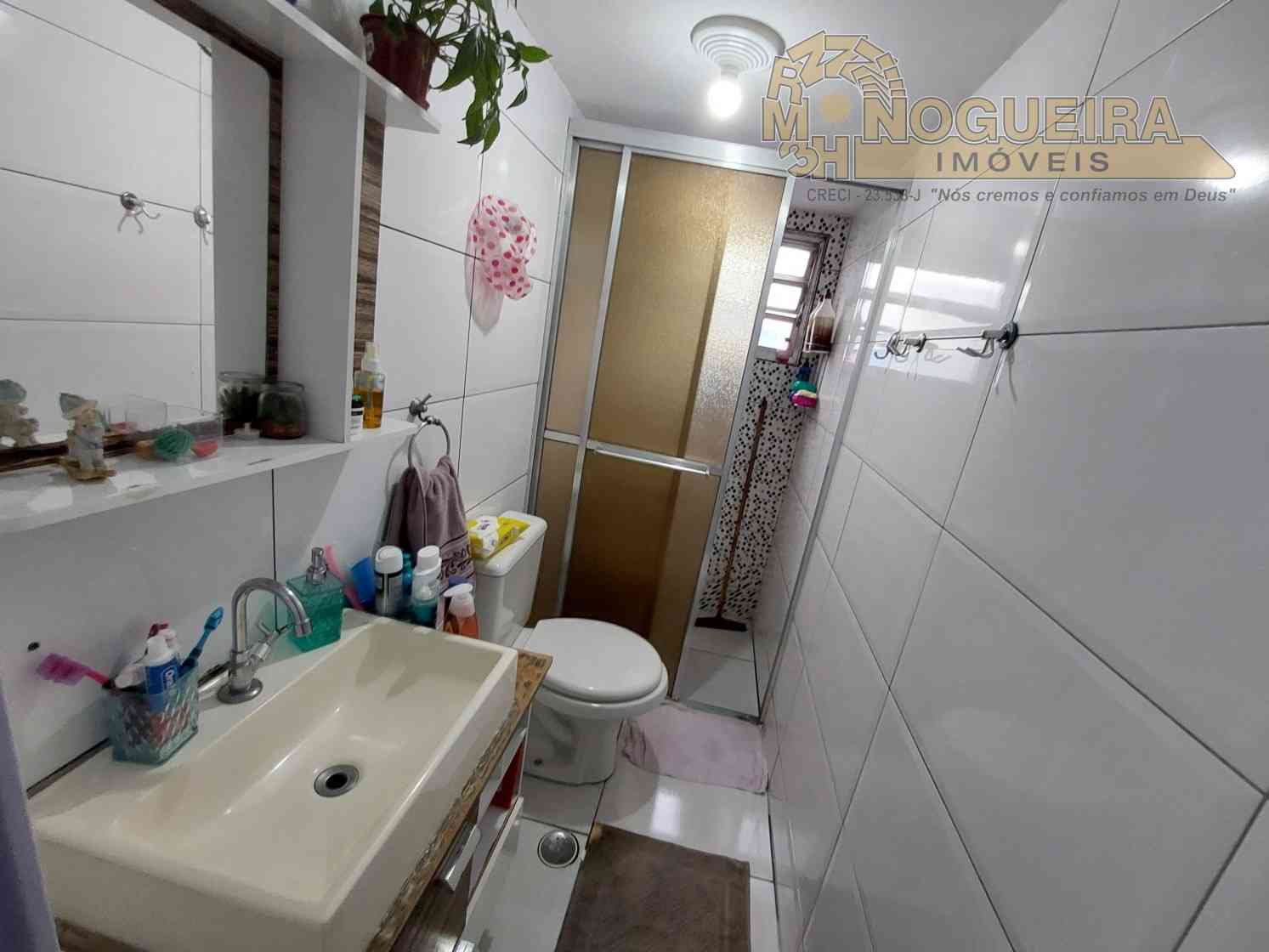 Ótimo Sobrado com 2 quartos Bairro Macedo - Jardim Gabriela