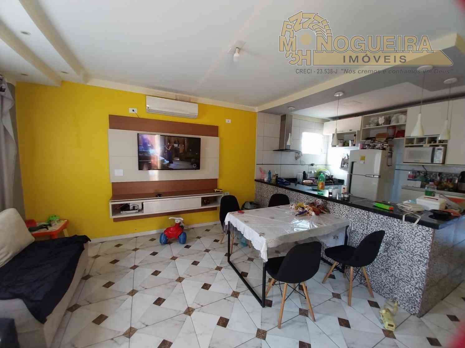 Sobrado 2 Dormitórios - Jardim Presidente Dutra