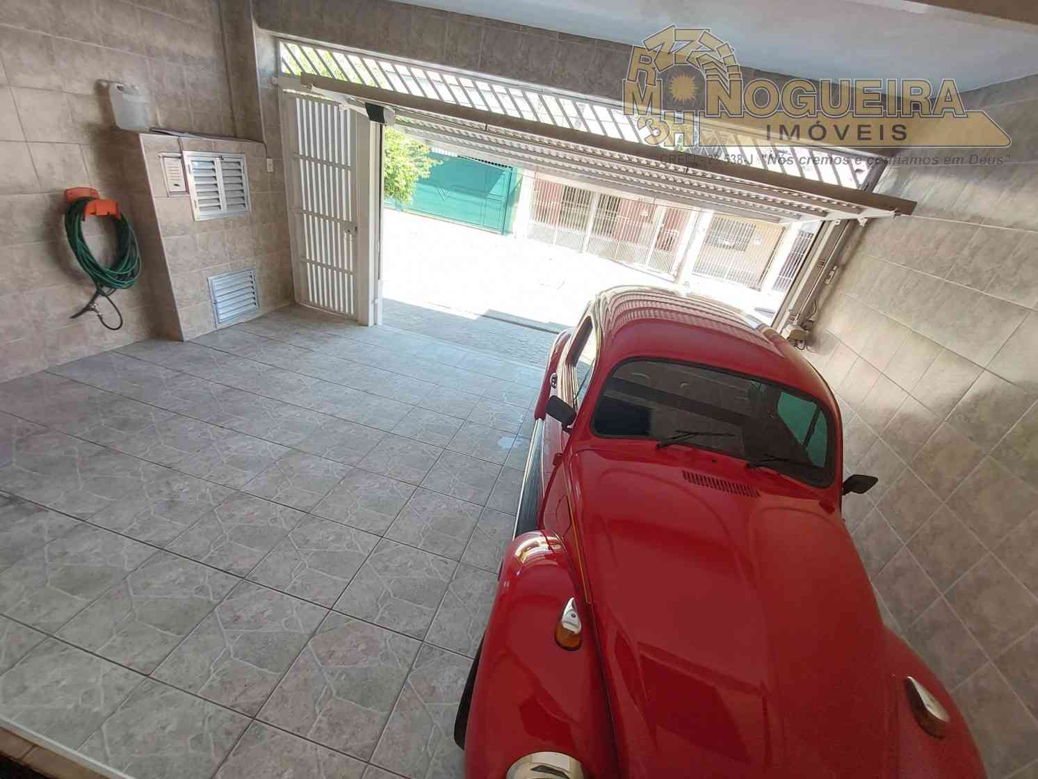 Excelente Casa à Venda no Jardim Jovaia