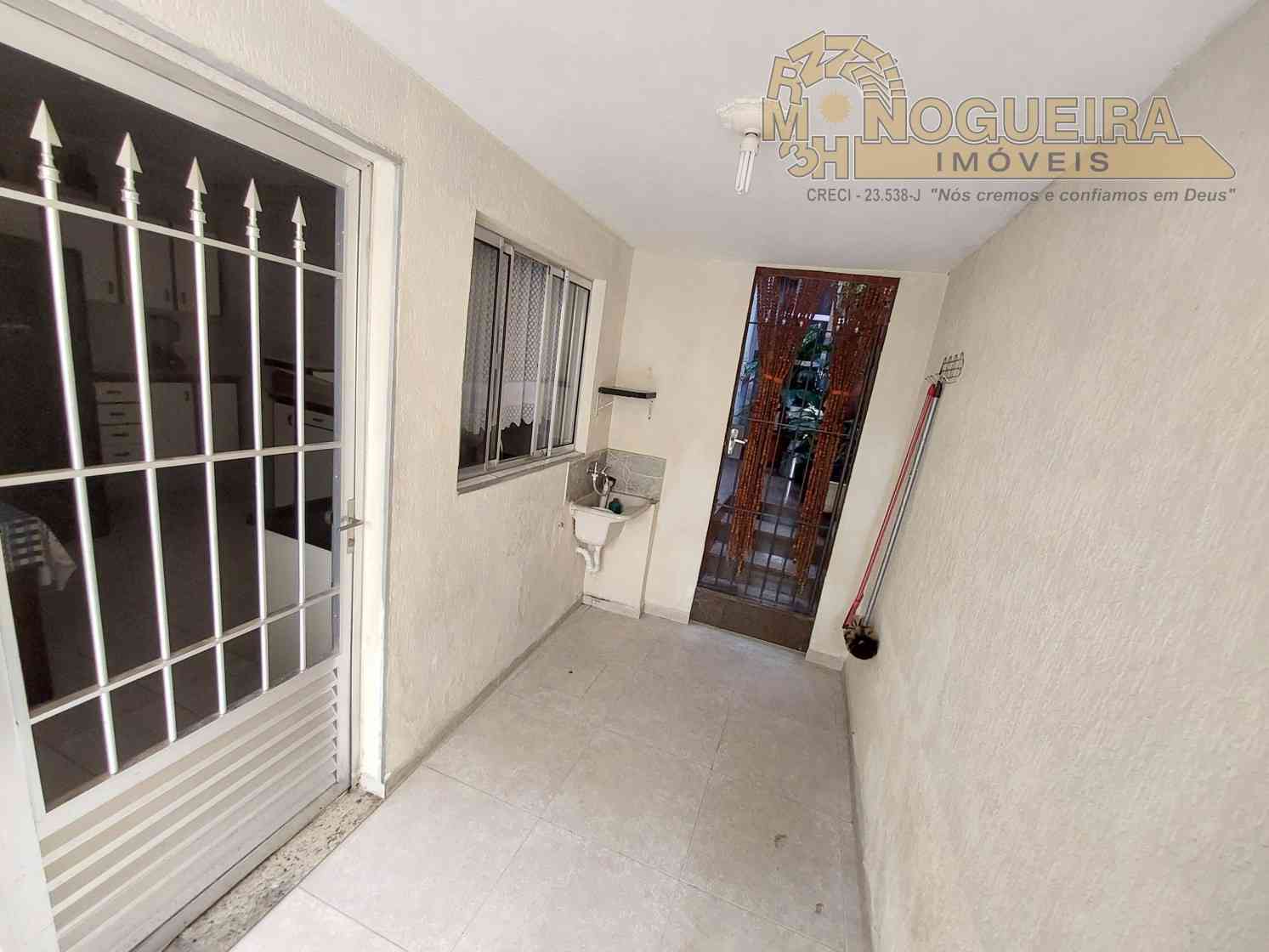 Excelente Casa à Venda no Jardim Jovaia