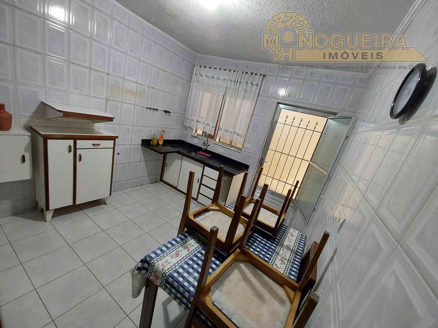 Excelente Casa à Venda no Jardim Jovaia