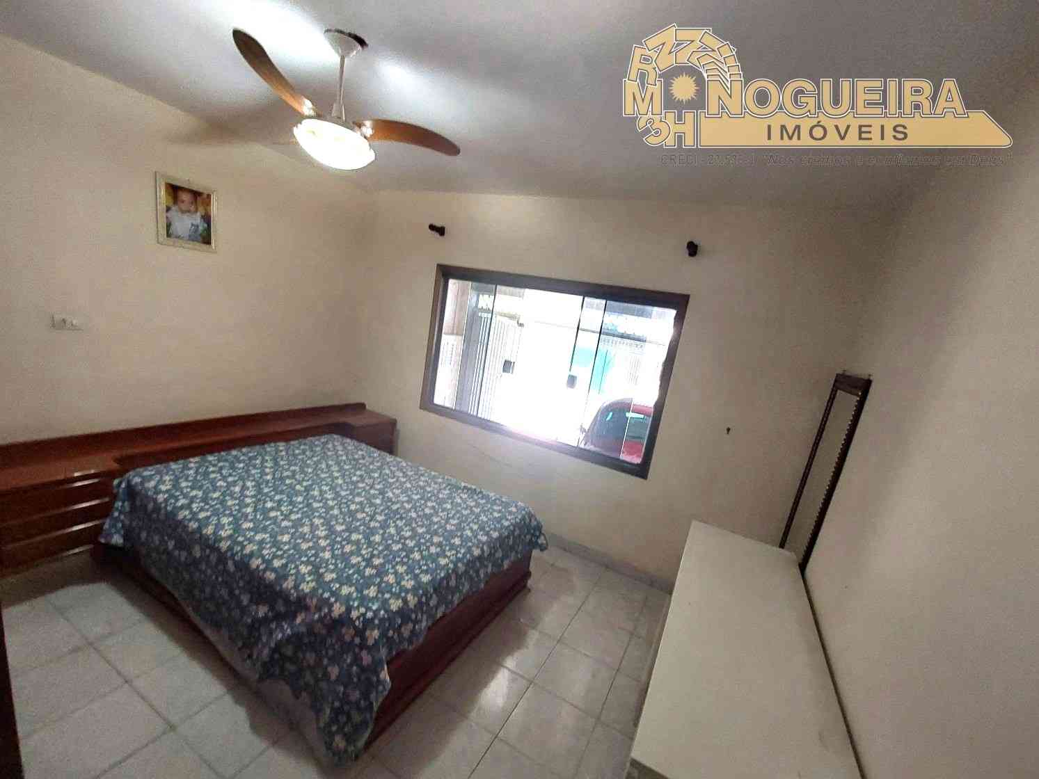 Excelente Casa à Venda no Jardim Jovaia