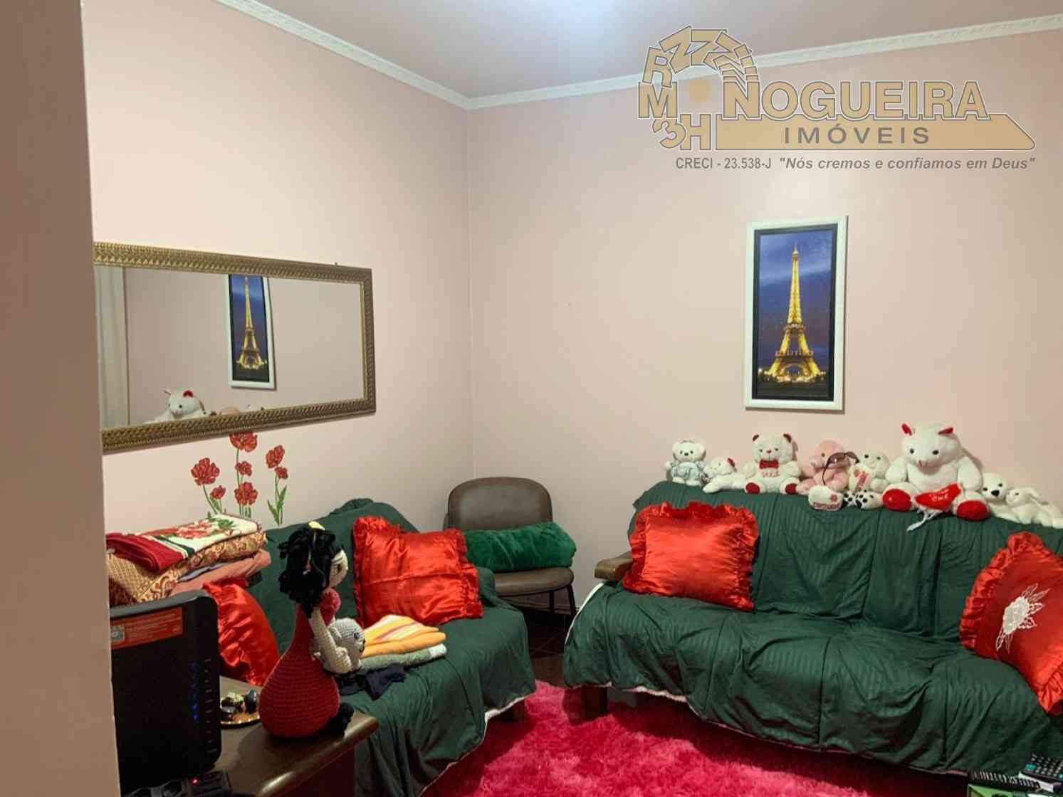 Excelente Casa à Venda no Jardim Jovaia