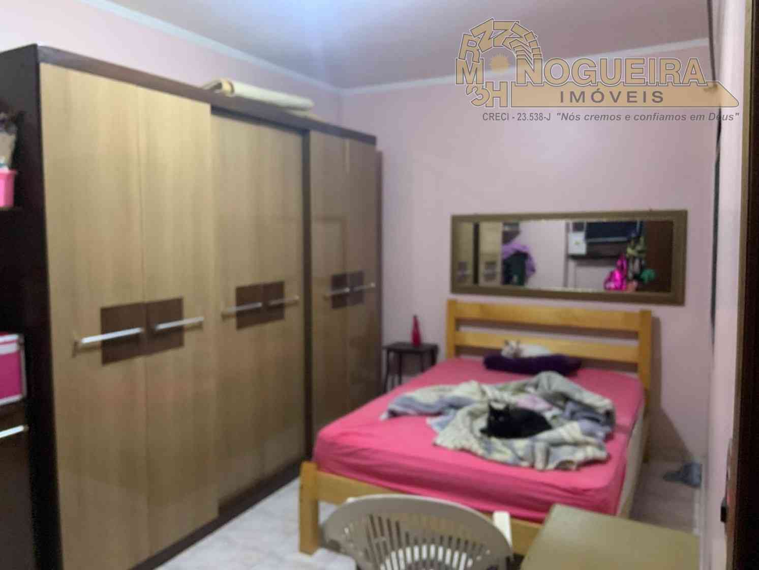 Excelente Casa à Venda no Jardim Jovaia