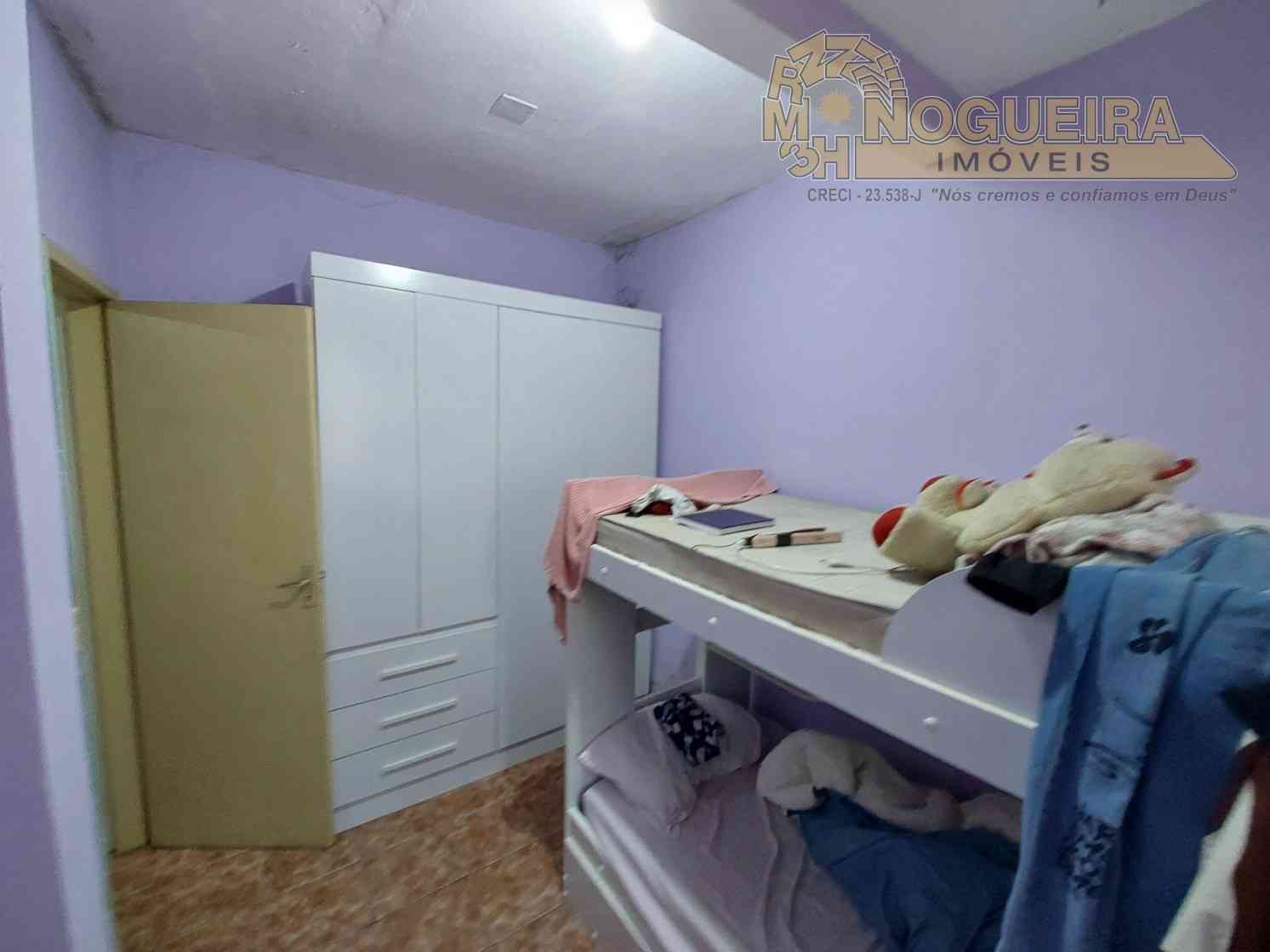 Casa térrea a venda