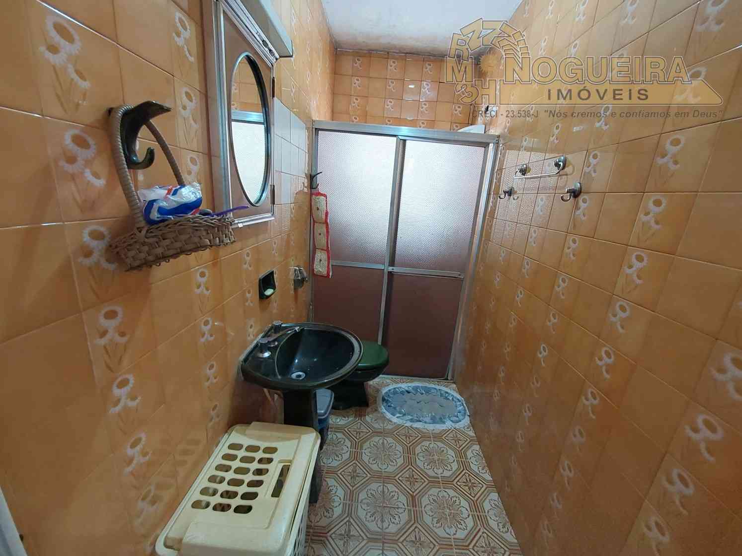 Casa térrea a venda