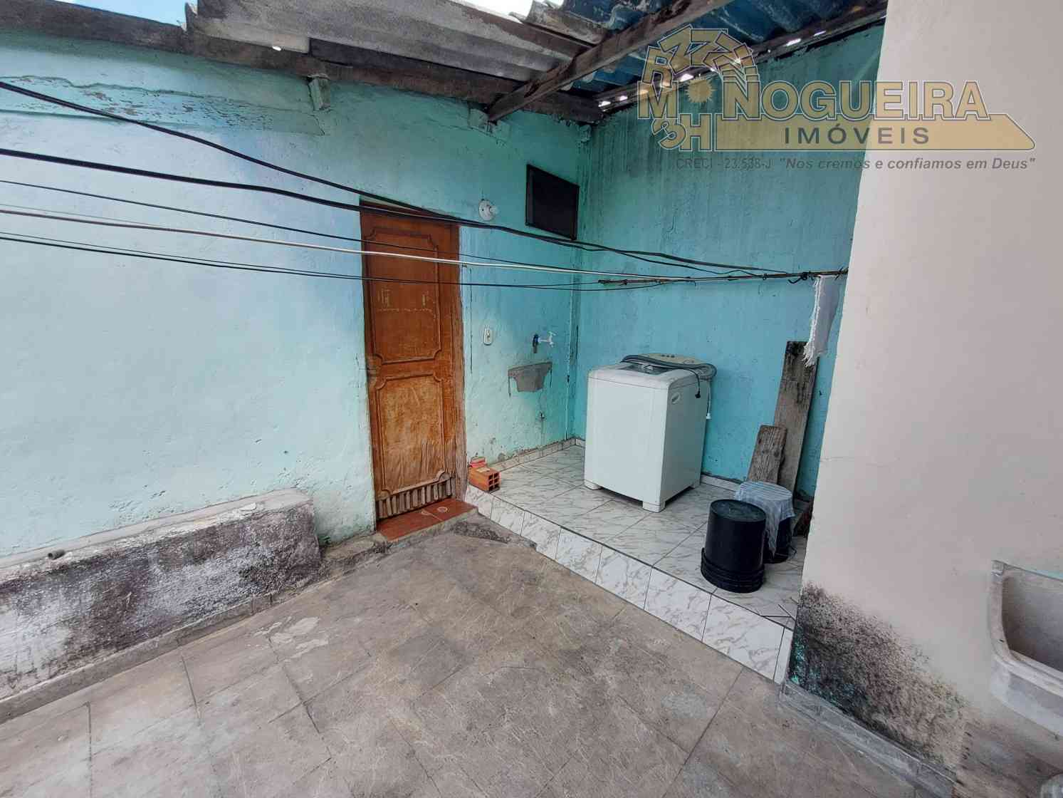 Casa térrea a venda