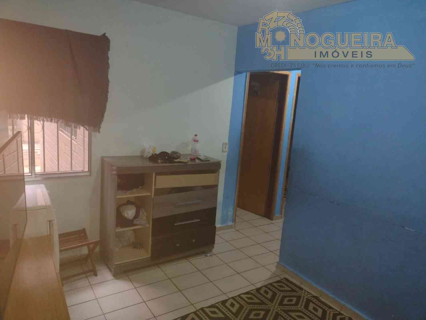 Apartamento térreo á venda