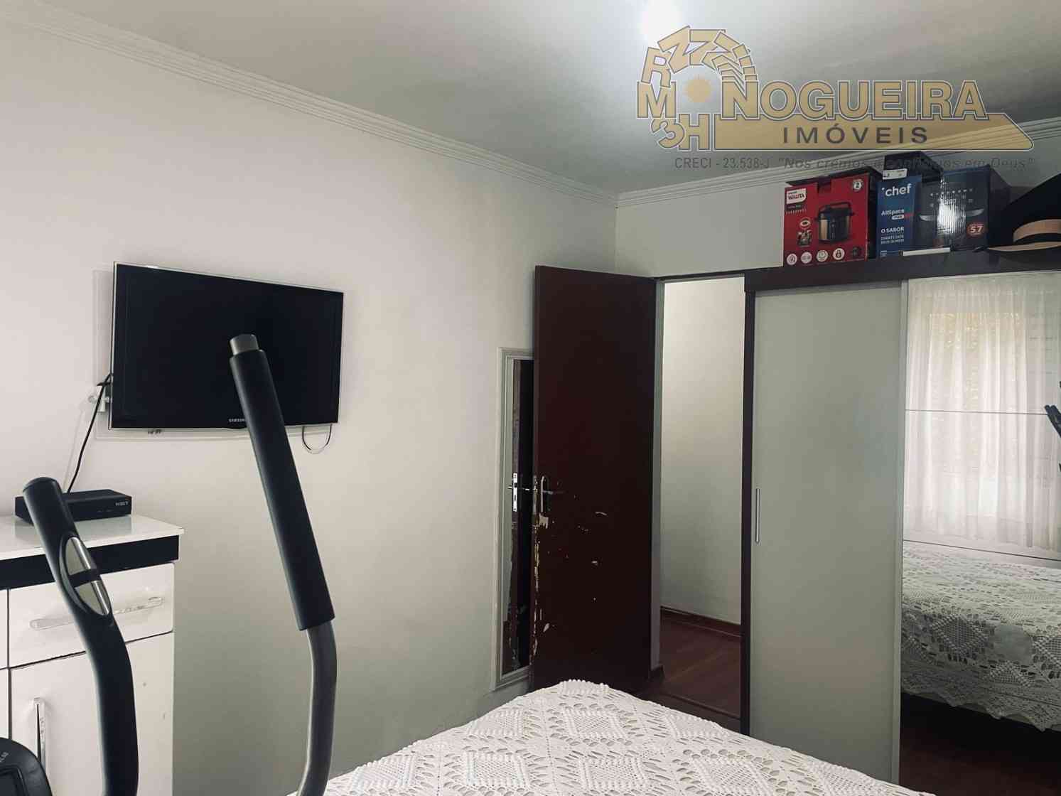 Ótimo Apartamento térreo com 2 dormitórios - Vila Fatima