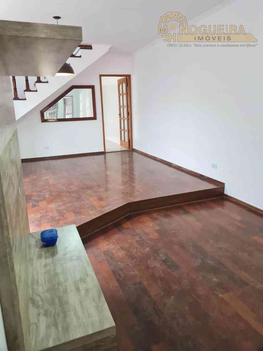 Sobrado 3 Dormitórios com 1 Suíte  Vila Augusta