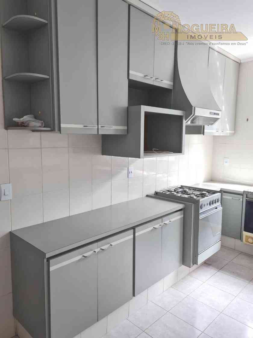 Sobrado 3 Dormitórios com 1 Suíte  Vila Augusta