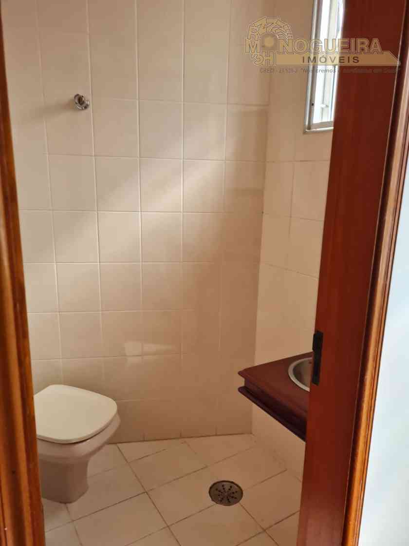 Sobrado 3 Dormitórios com 1 Suíte  Vila Augusta