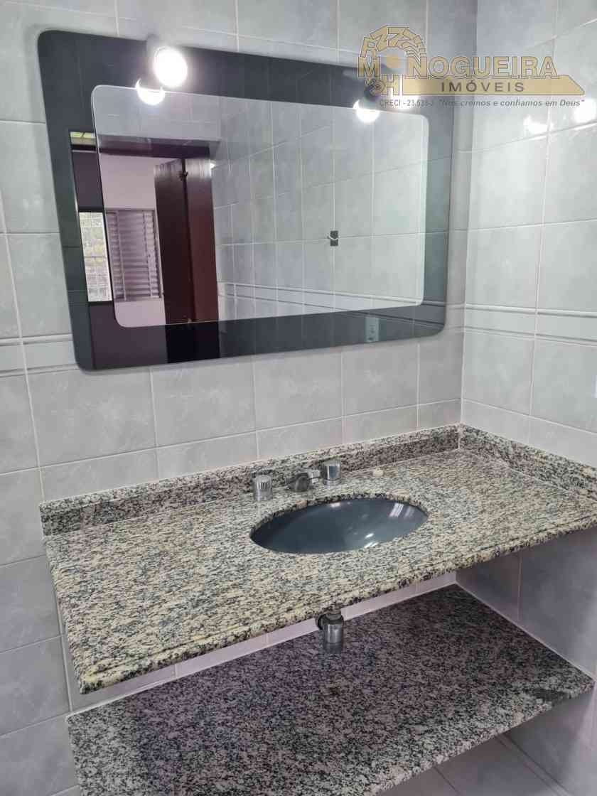 Sobrado 3 Dormitórios com 1 Suíte  Vila Augusta