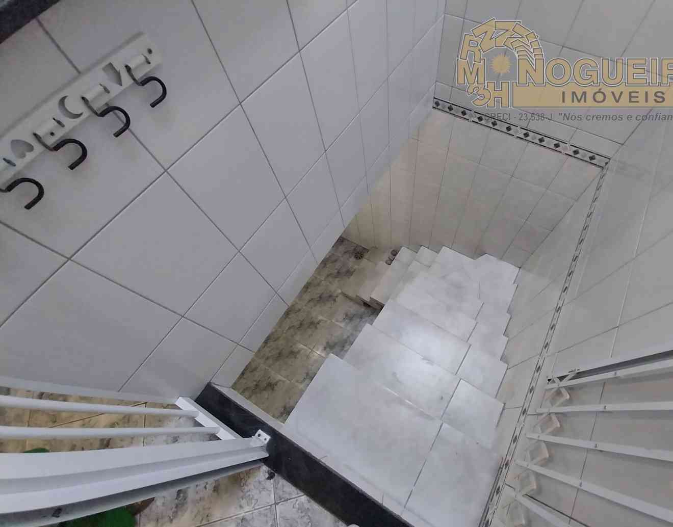 Sobrado 2 Suítes - Vila Barros