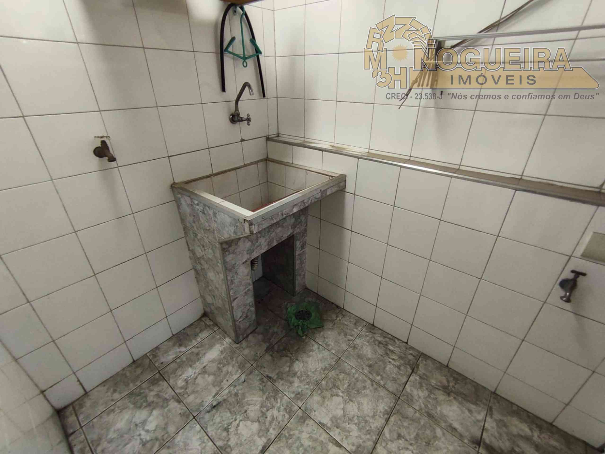 apartamento no Condomínio Rio de Janeiro 1 andar Vago