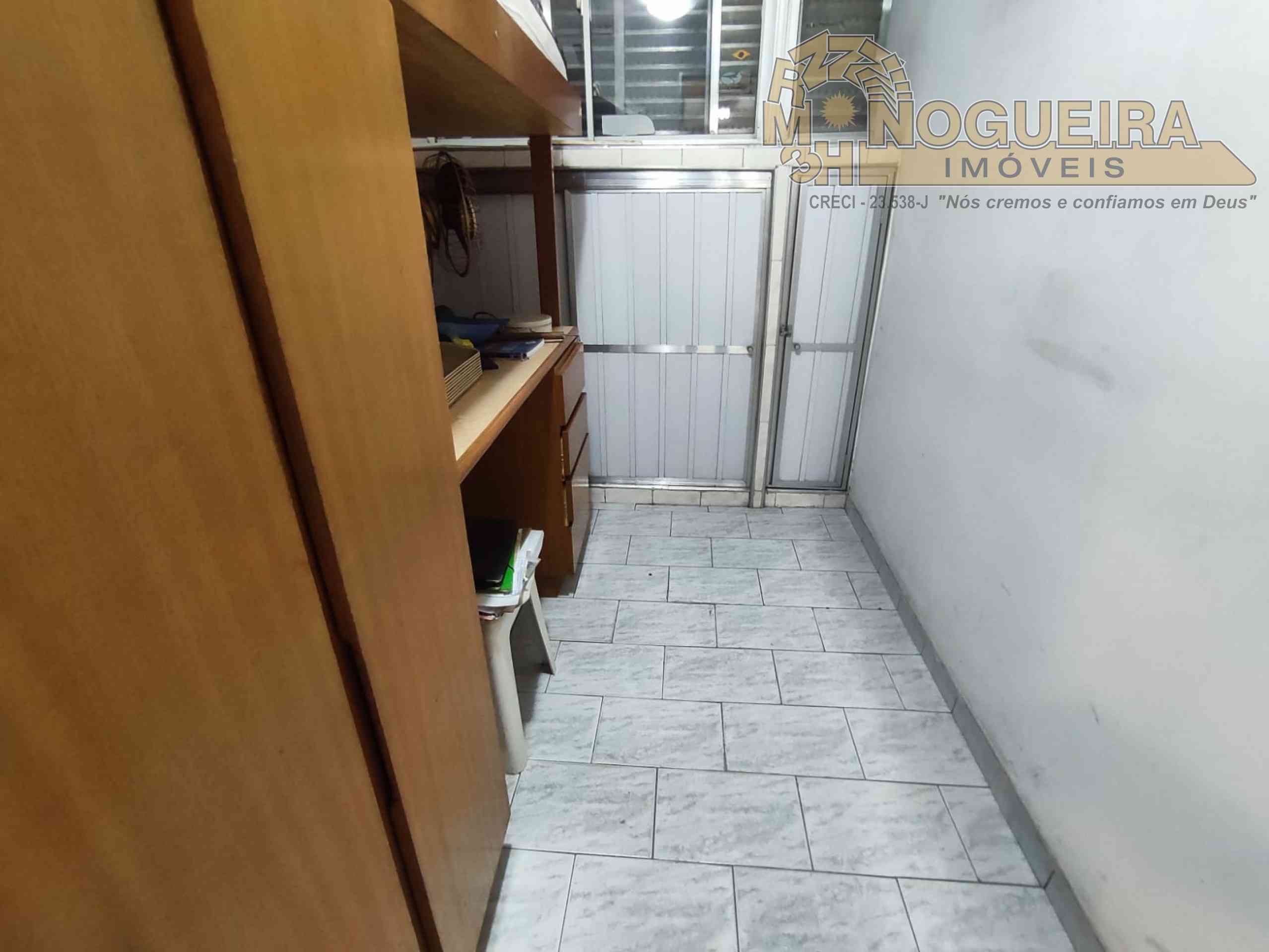 apartamento no Condomínio Rio de Janeiro 1 andar Vago
