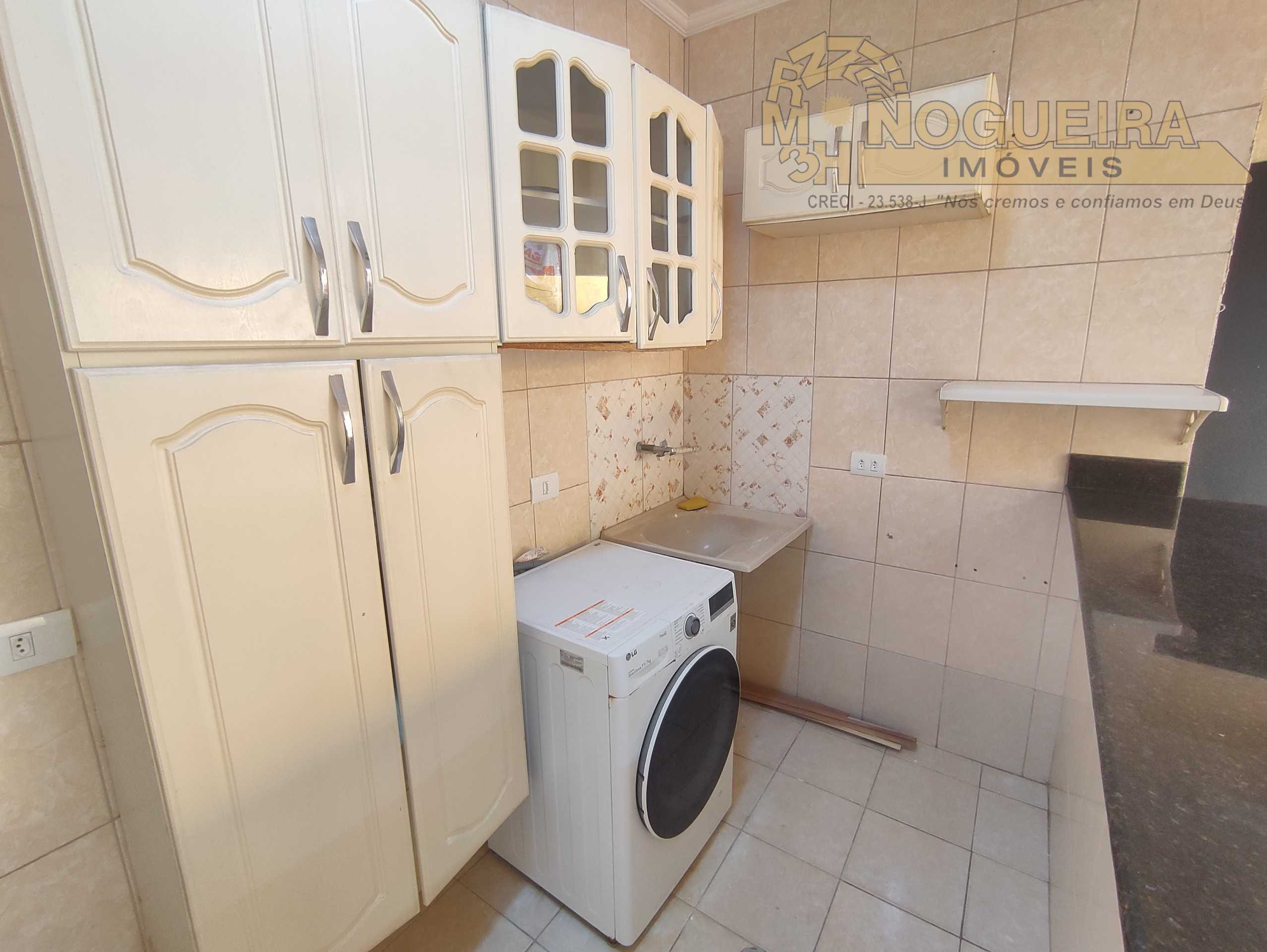 Ótimo Sobrado Jardim Adriana