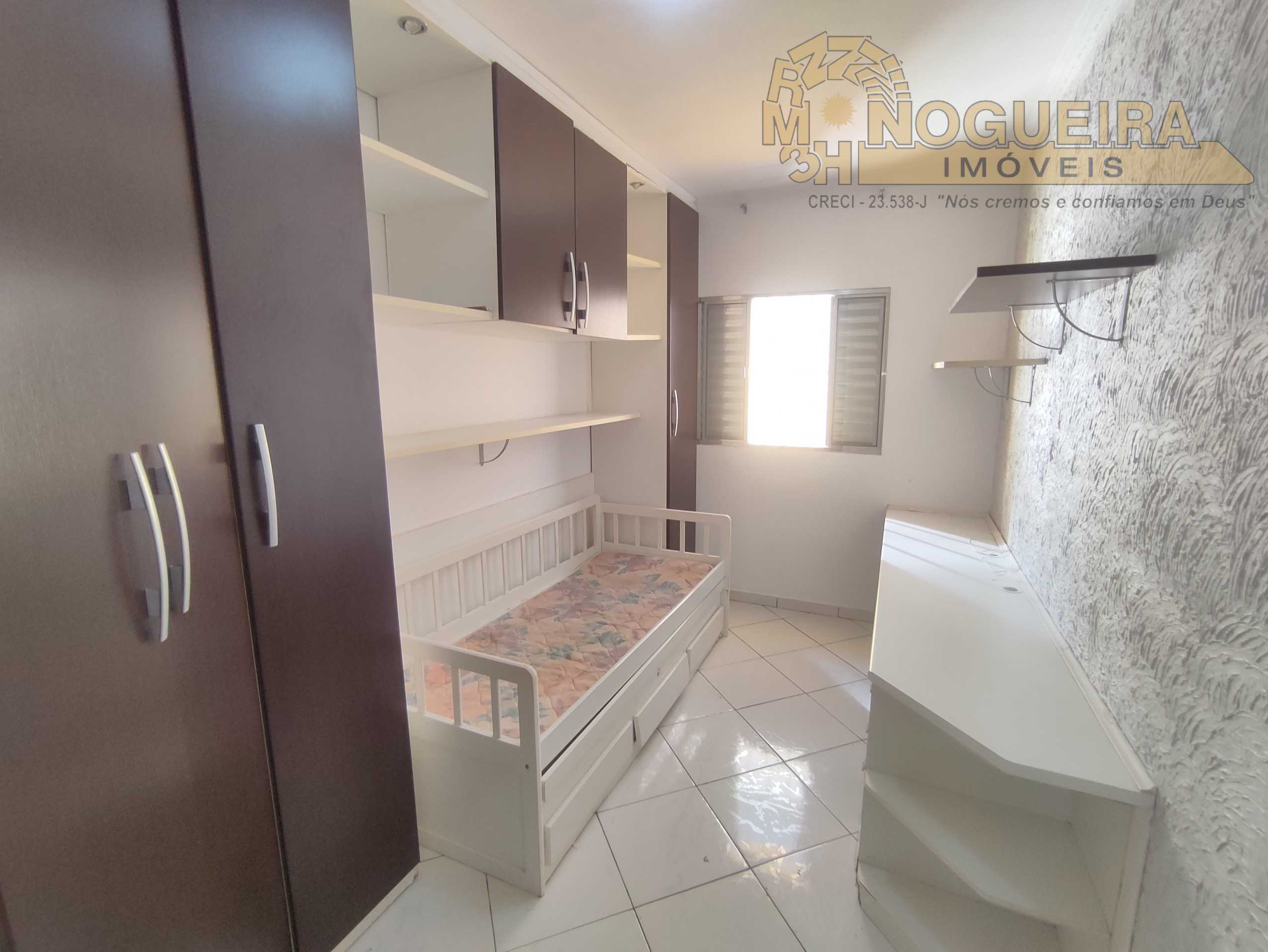 Ótimo Sobrado Jardim Adriana