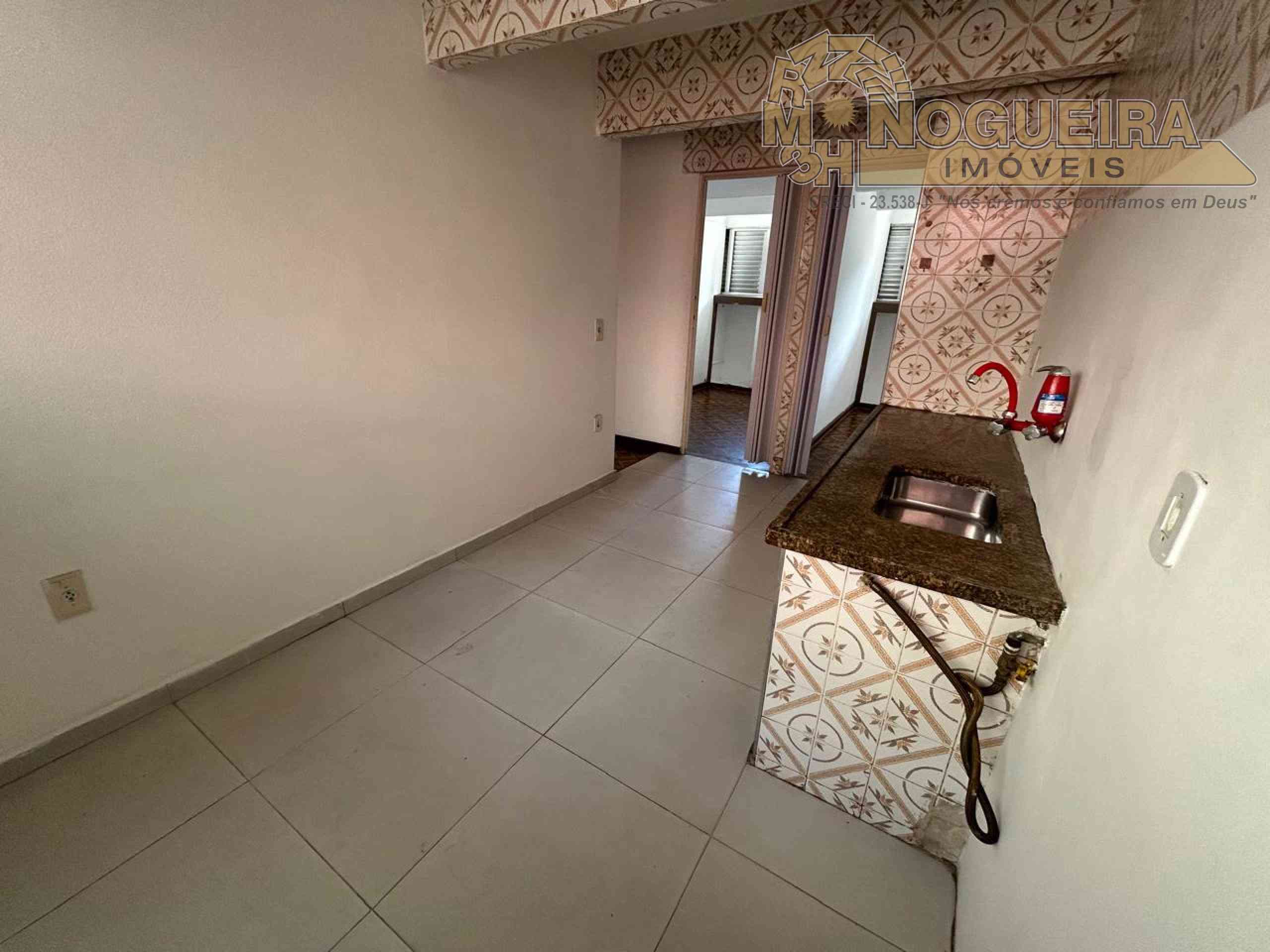 Apartamento Condomínio São Paulo 1 andar Pq. Cecap