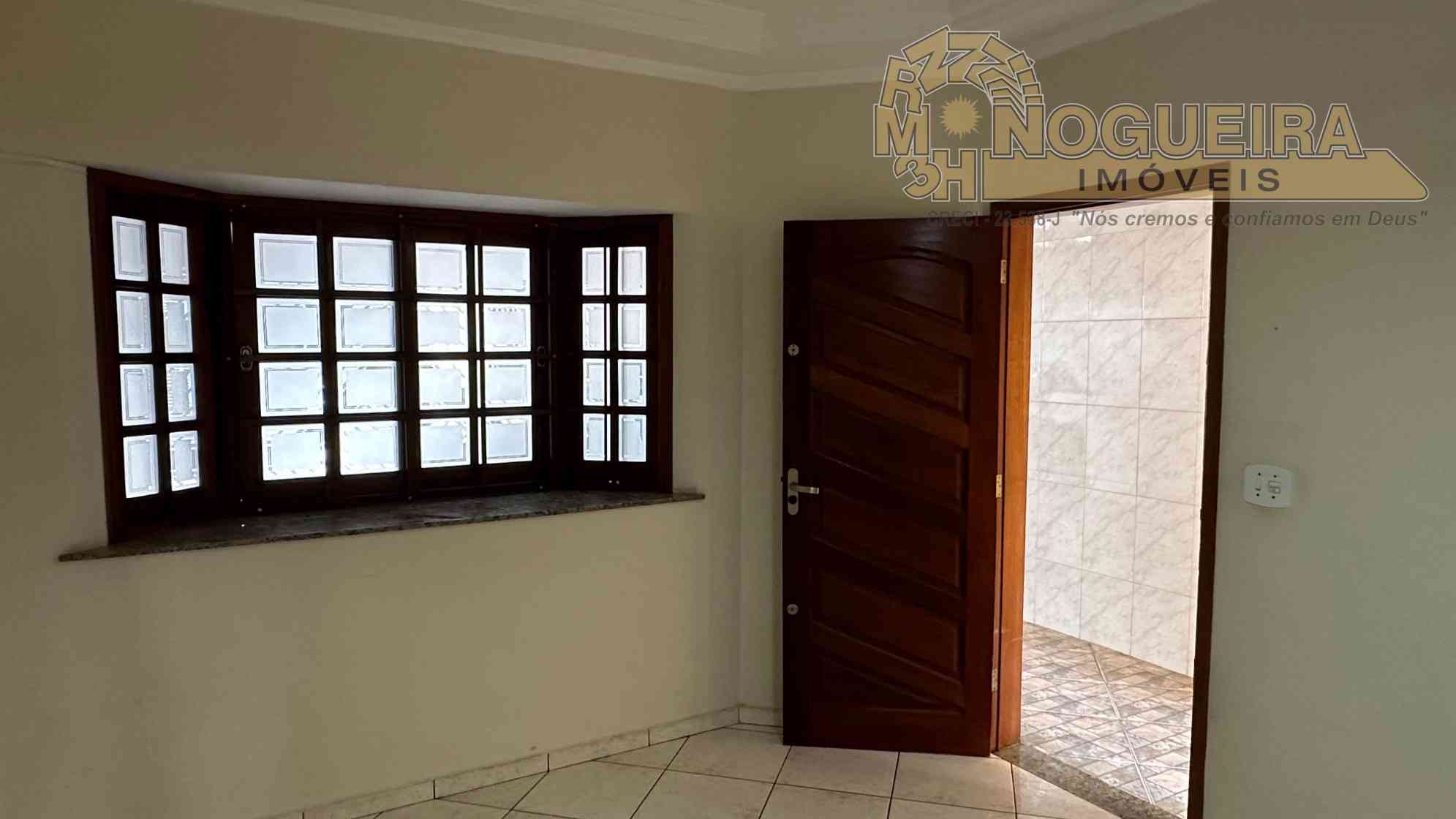 Sobrado á venda em Guarulhos