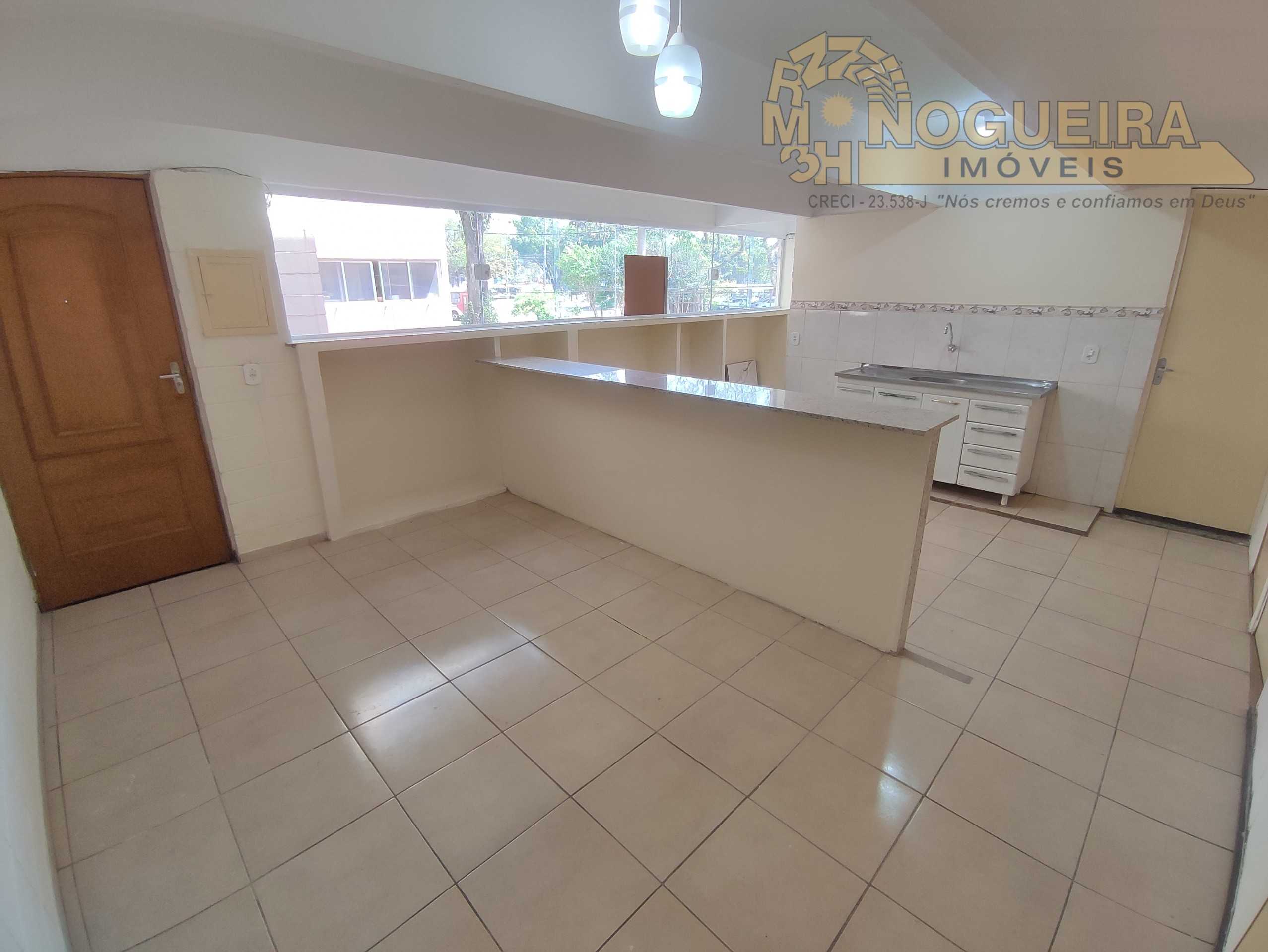 Apartamento Condomínio São Paulo - Primeiro Andar