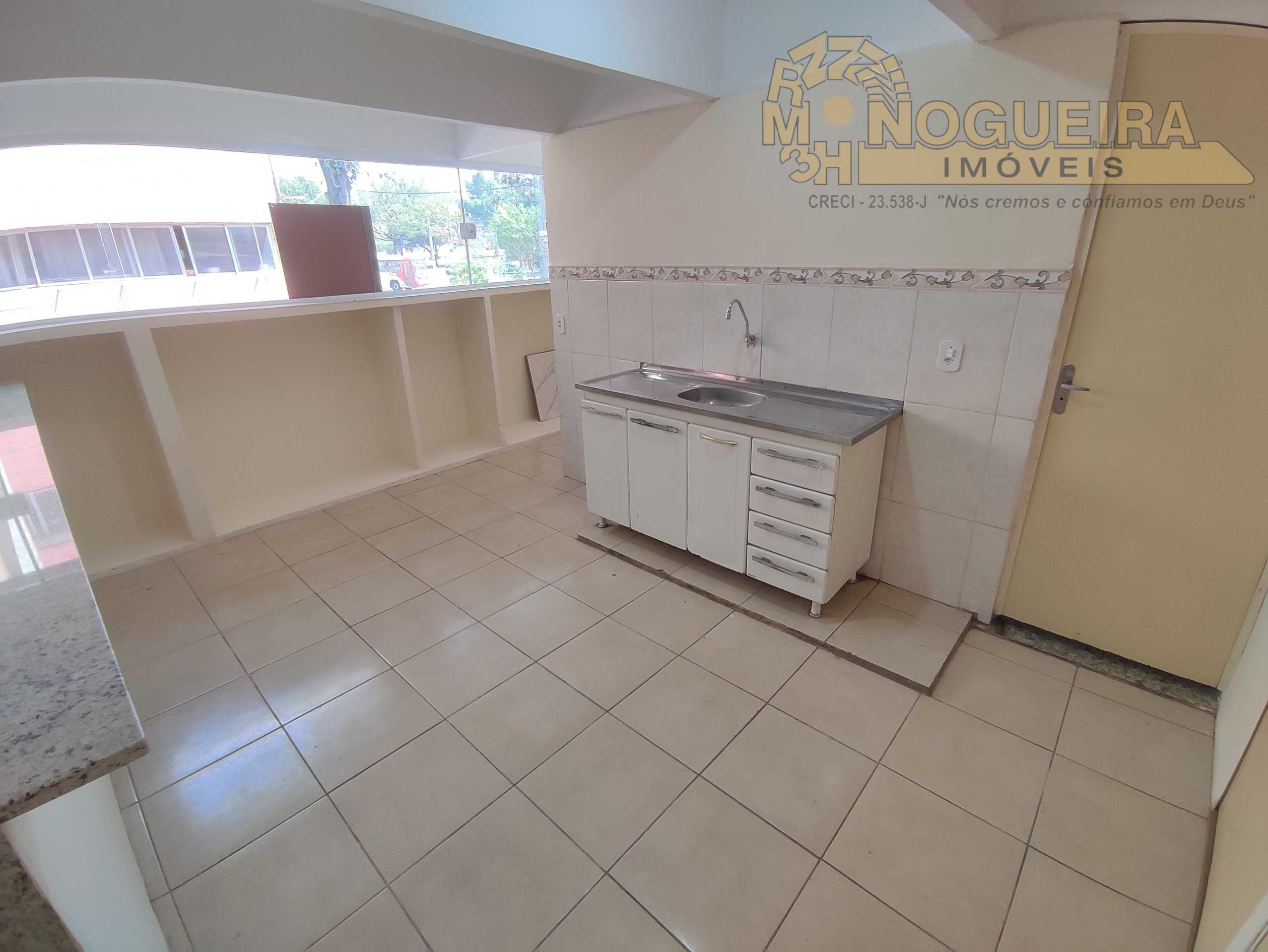 Apartamento Condomínio São Paulo - Primeiro Andar