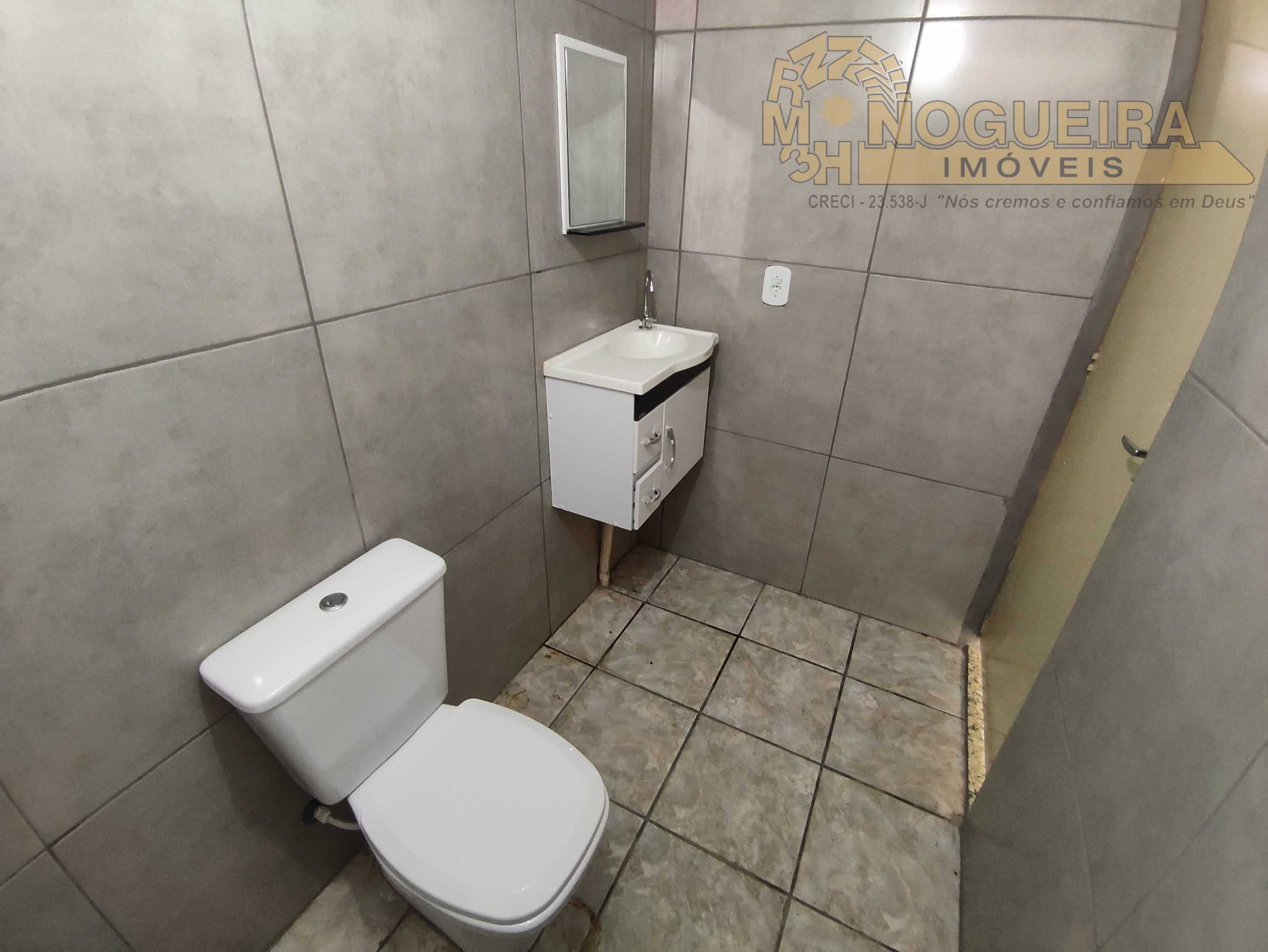 Apartamento Condomínio São Paulo - Primeiro Andar