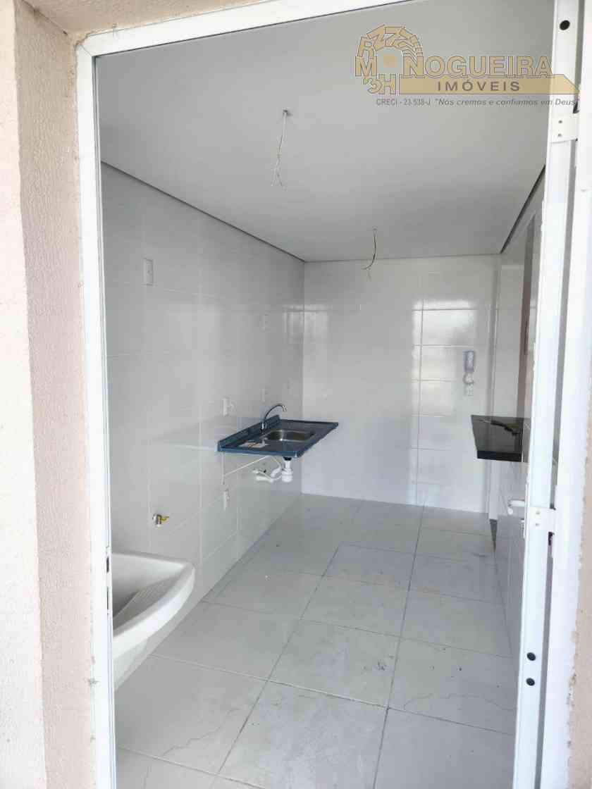 Apartamento 2 Dormitórios - Residencial Veneza - Vila Nova Bonsucesso