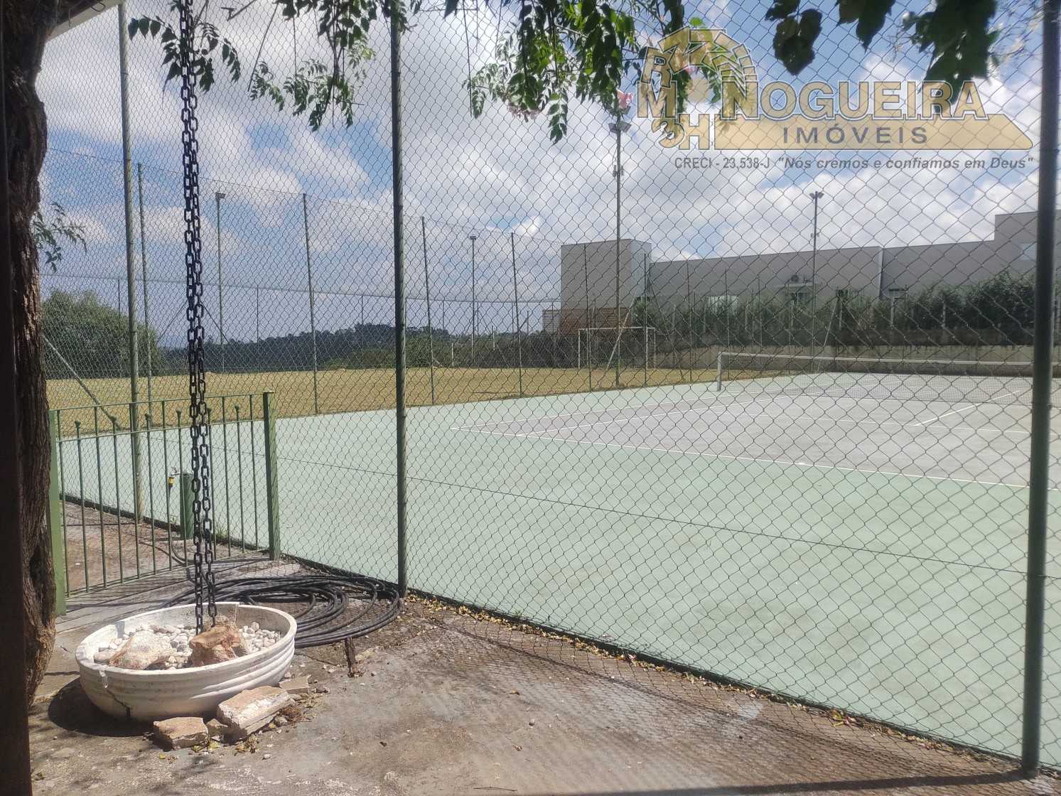 Ótimo terreno a venda condomínio fechado Bothanica Jarinu, com leve declive, área do terreno de 1.10