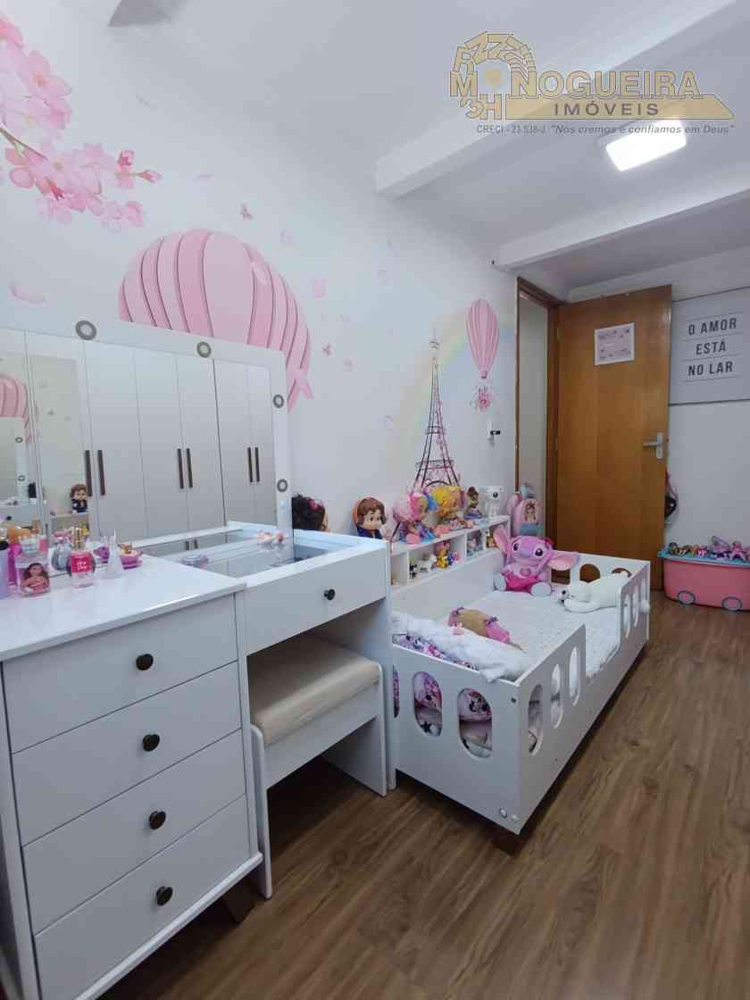 Apartamento todo reformado no Parque Cecap