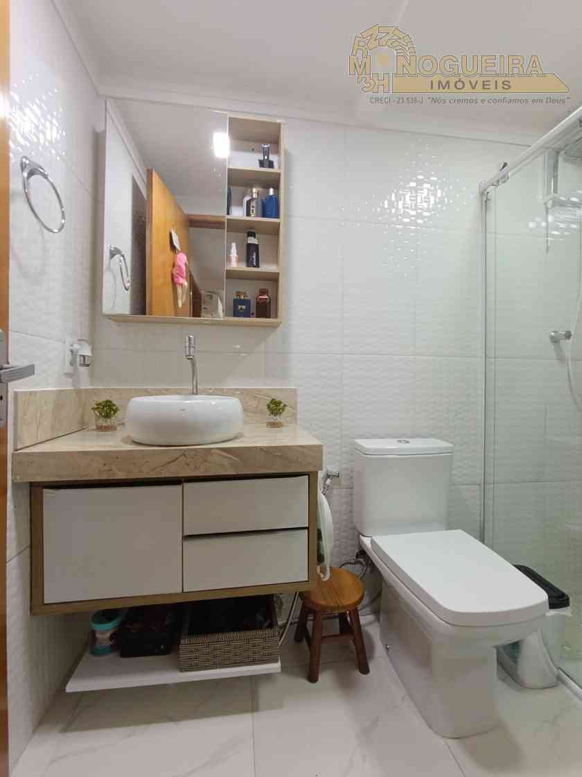 Apartamento todo reformado no Parque Cecap