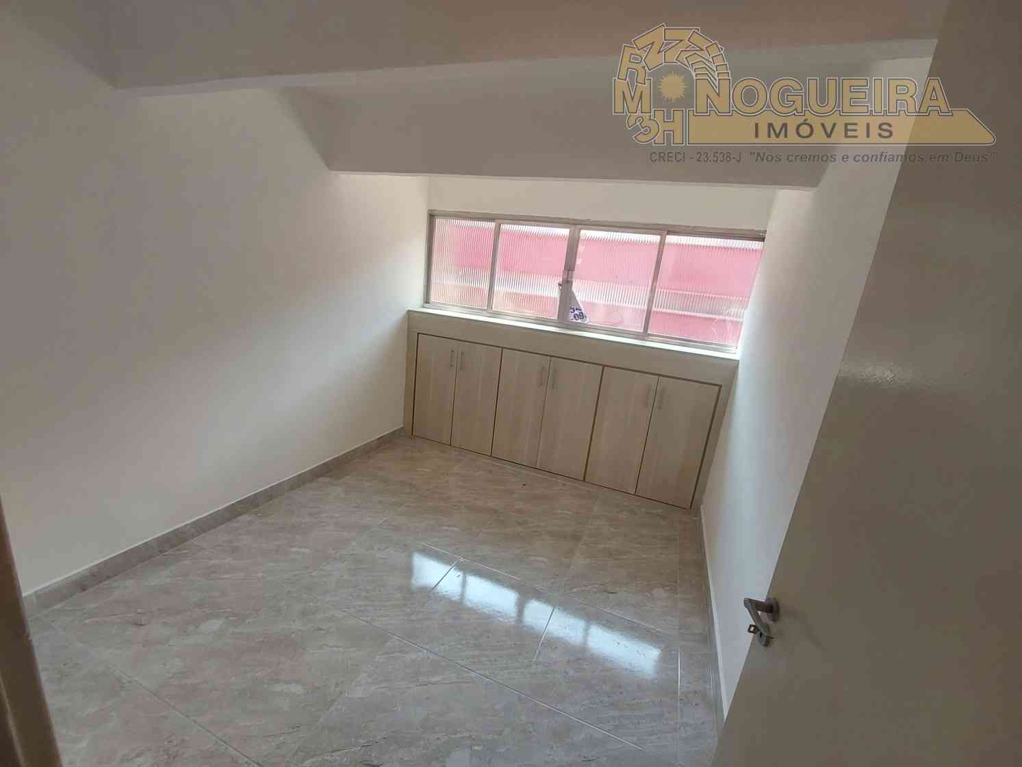 Apartamento Condomínio São Paulo Pq. Cecap 1  Andar