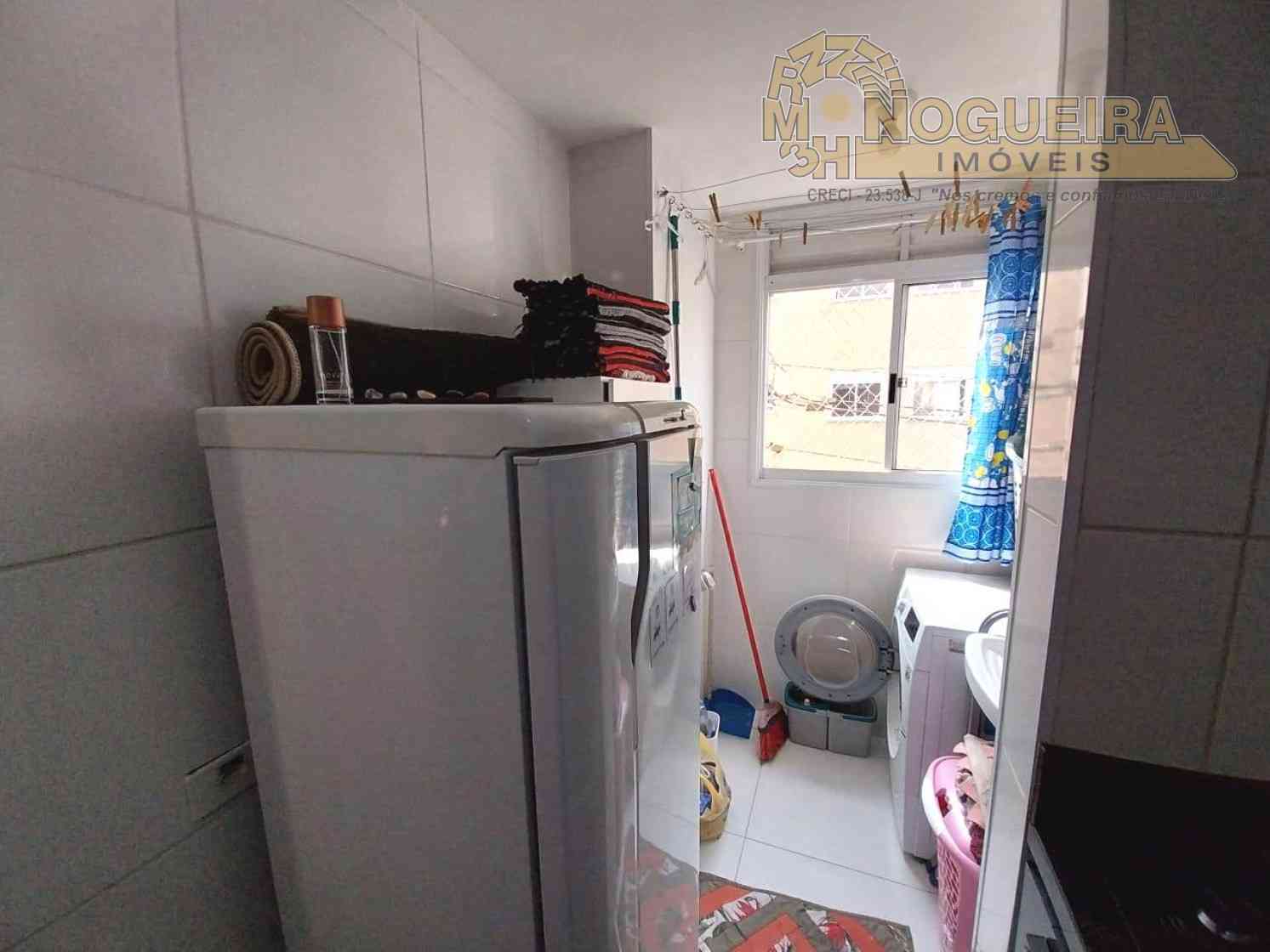 Apartamento 2 Dormitórios - Cidade Parque Brasilia