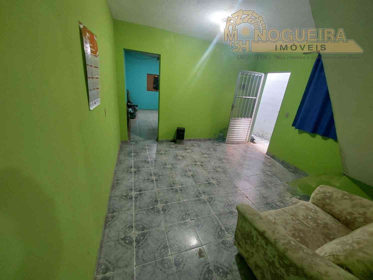 Ótima casa térrea com Terreno 5 x 40m² no total de 200m² na Cidade Soberana - Guarulhos