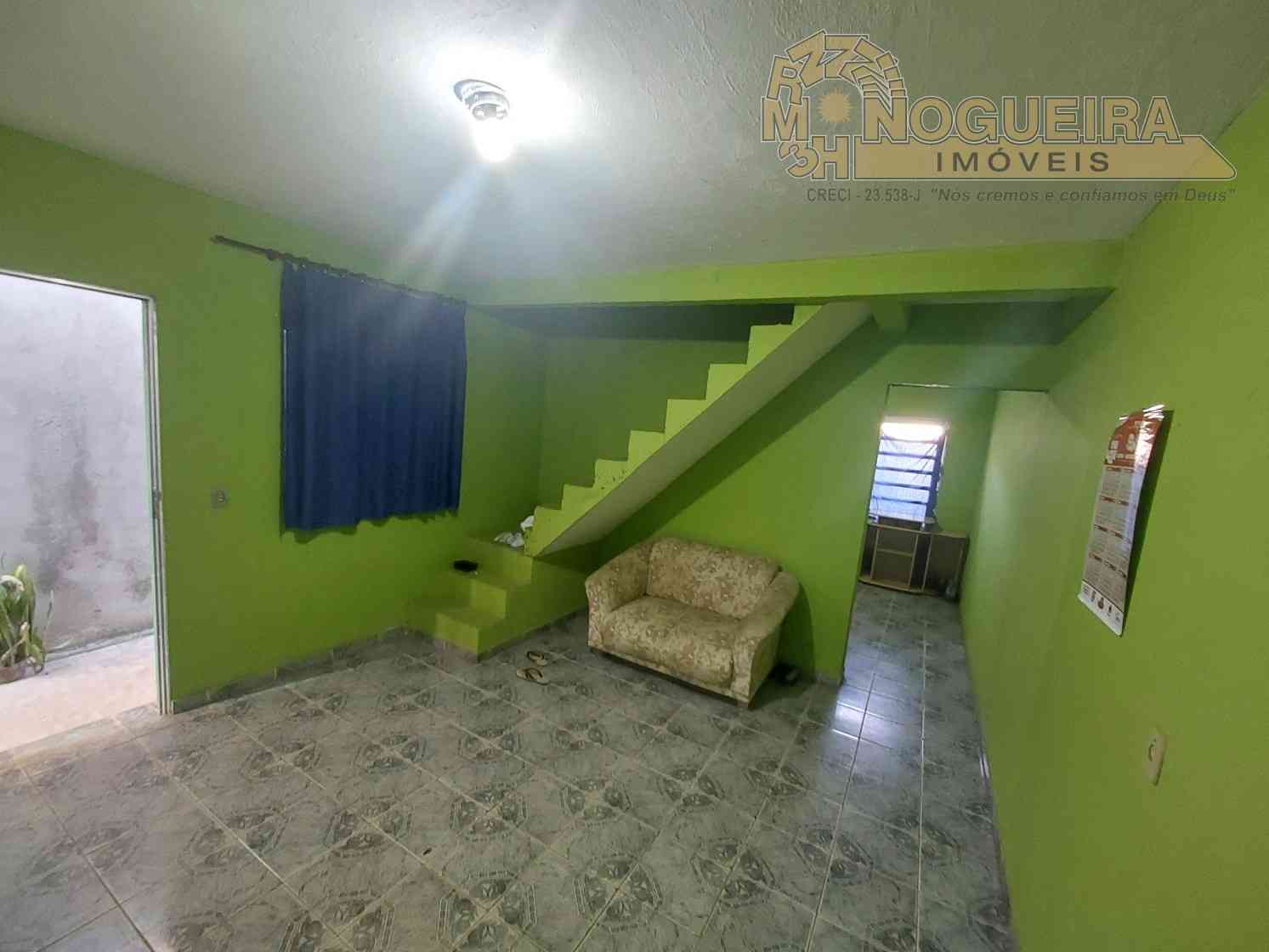 Ótima casa térrea com Terreno 5 x 40m² no total de 200m² na Cidade Soberana - Guarulhos