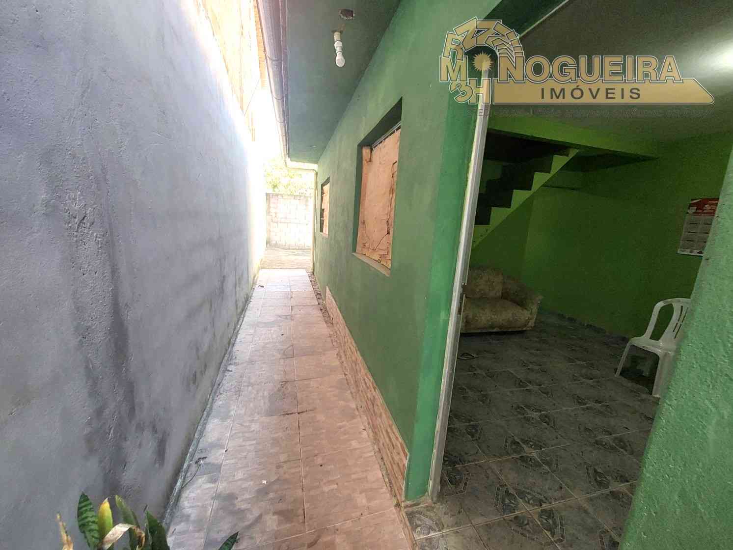 Ótima casa térrea com Terreno 5 x 40m² no total de 200m² na Cidade Soberana - Guarulhos