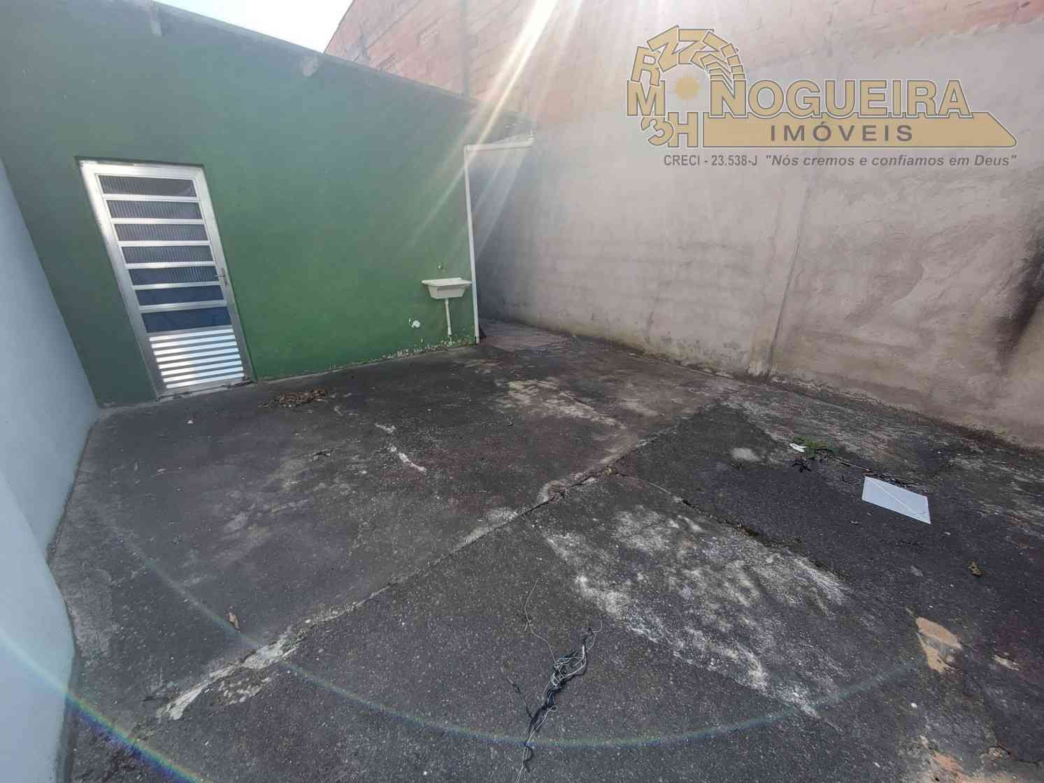 Ótima casa térrea com Terreno 5 x 40m² no total de 200m² na Cidade Soberana - Guarulhos