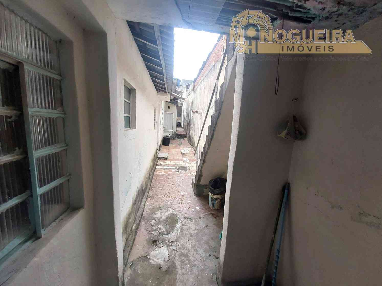 Sobrado antigo com 3 dormitórios - Vila Florida